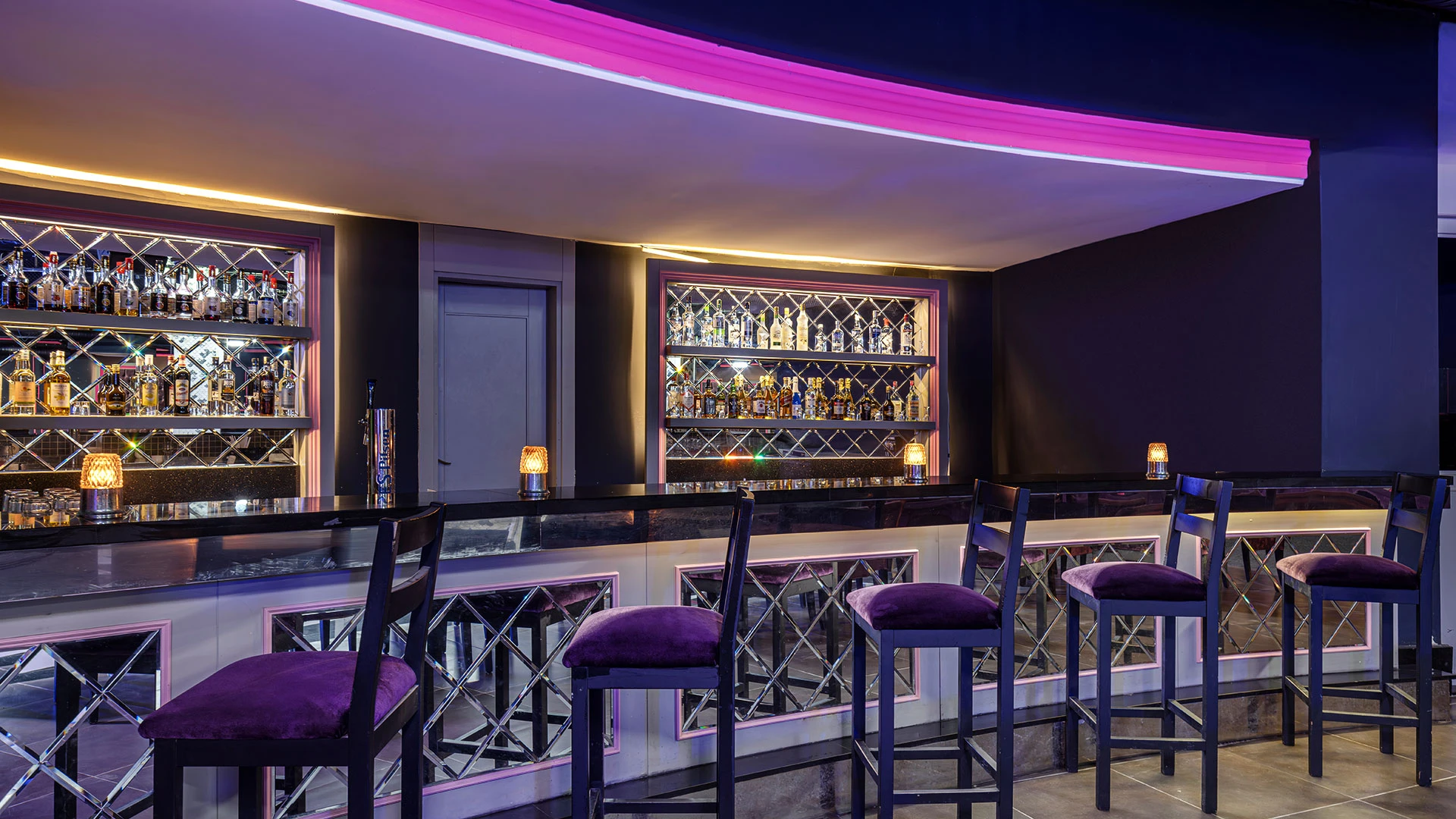 Side Star Resort – 83