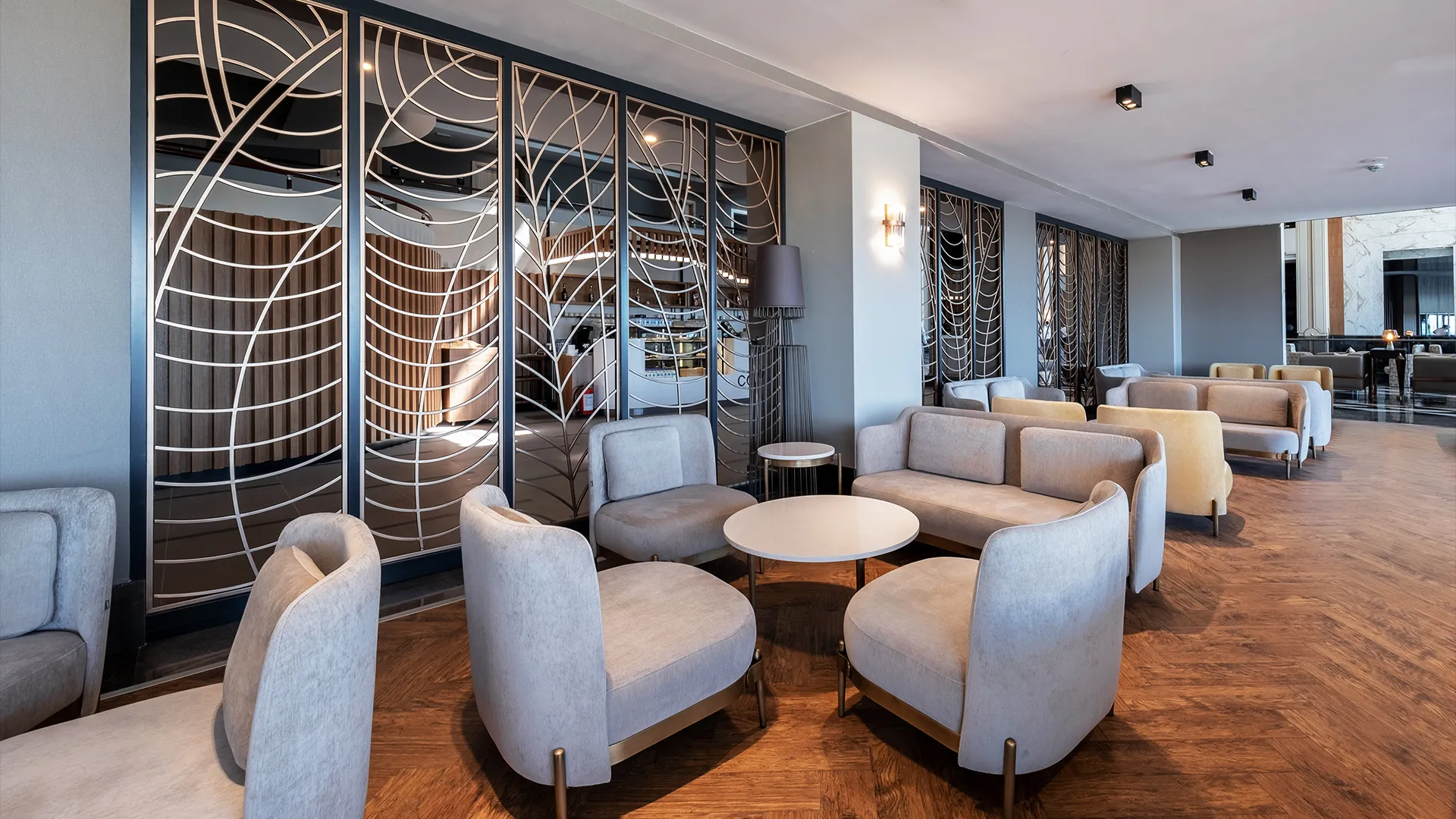 Lago Hotel – 70
