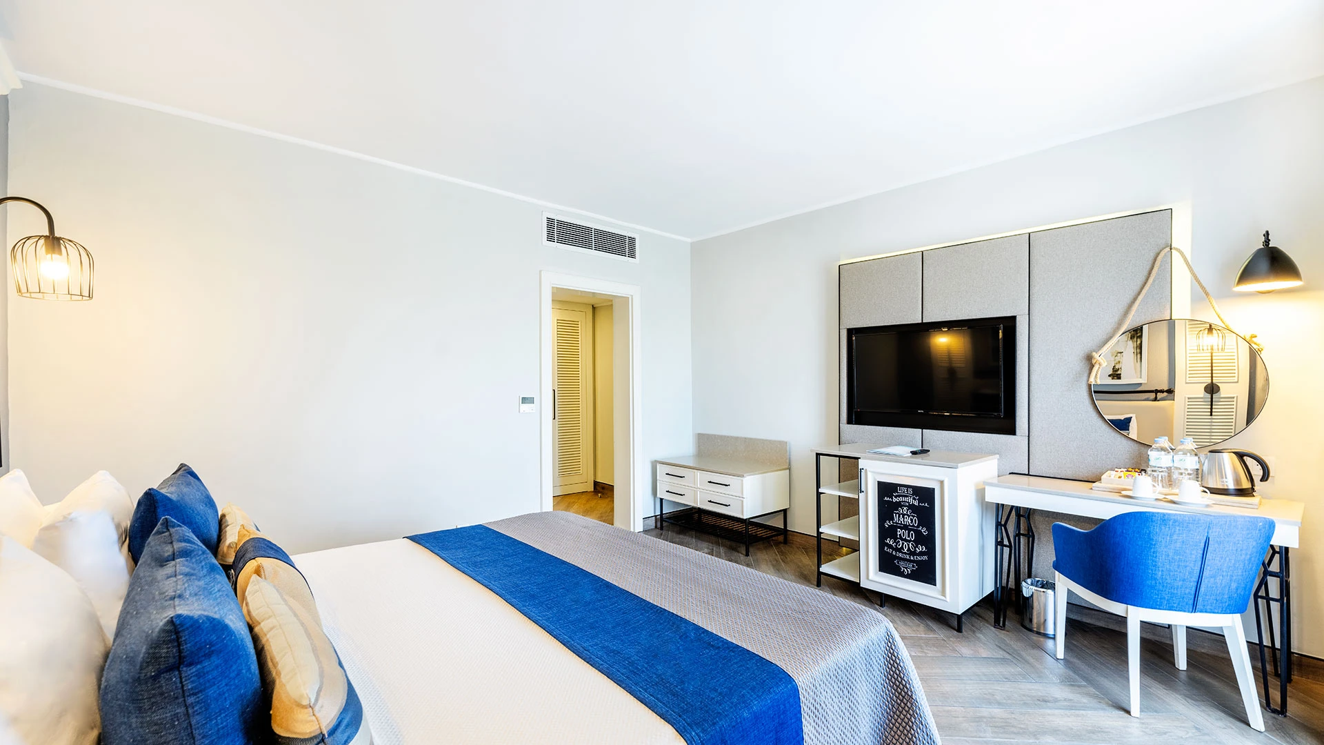 Club Marco Polo – 32