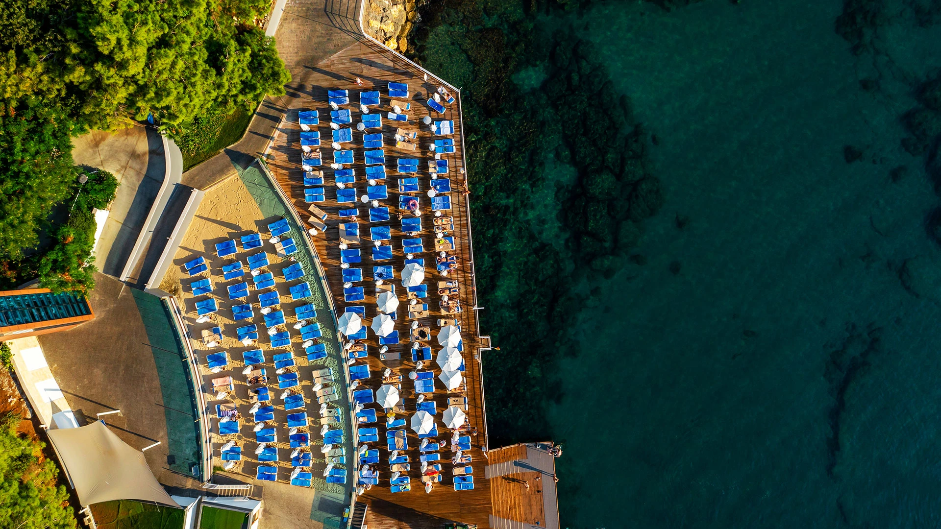 A Good Life Utopia Family Resort – 38