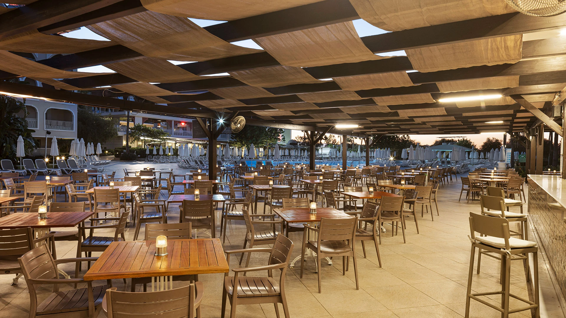 Side Star Resort – 92