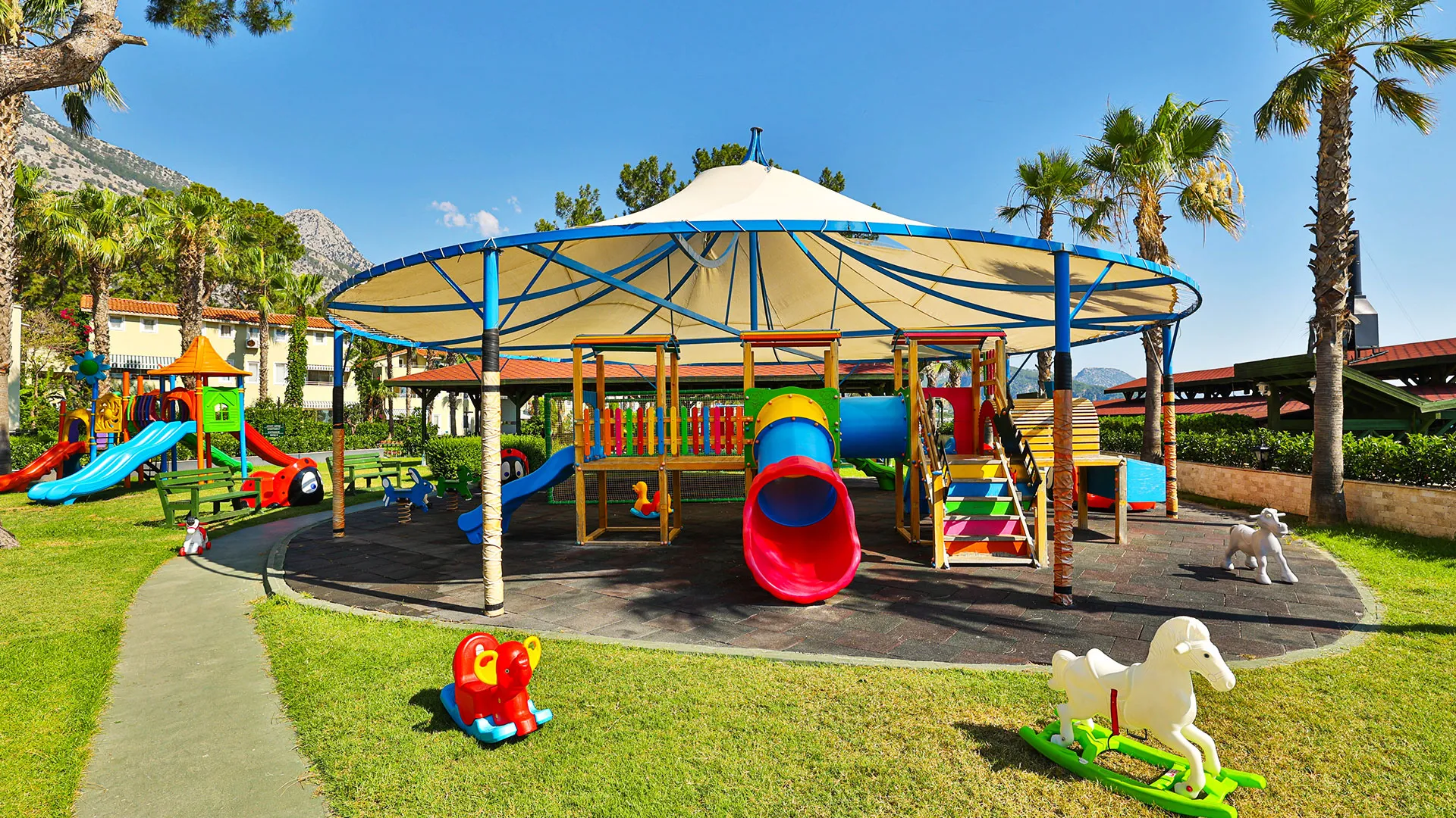 Crystal Flora Beach Resort – 34