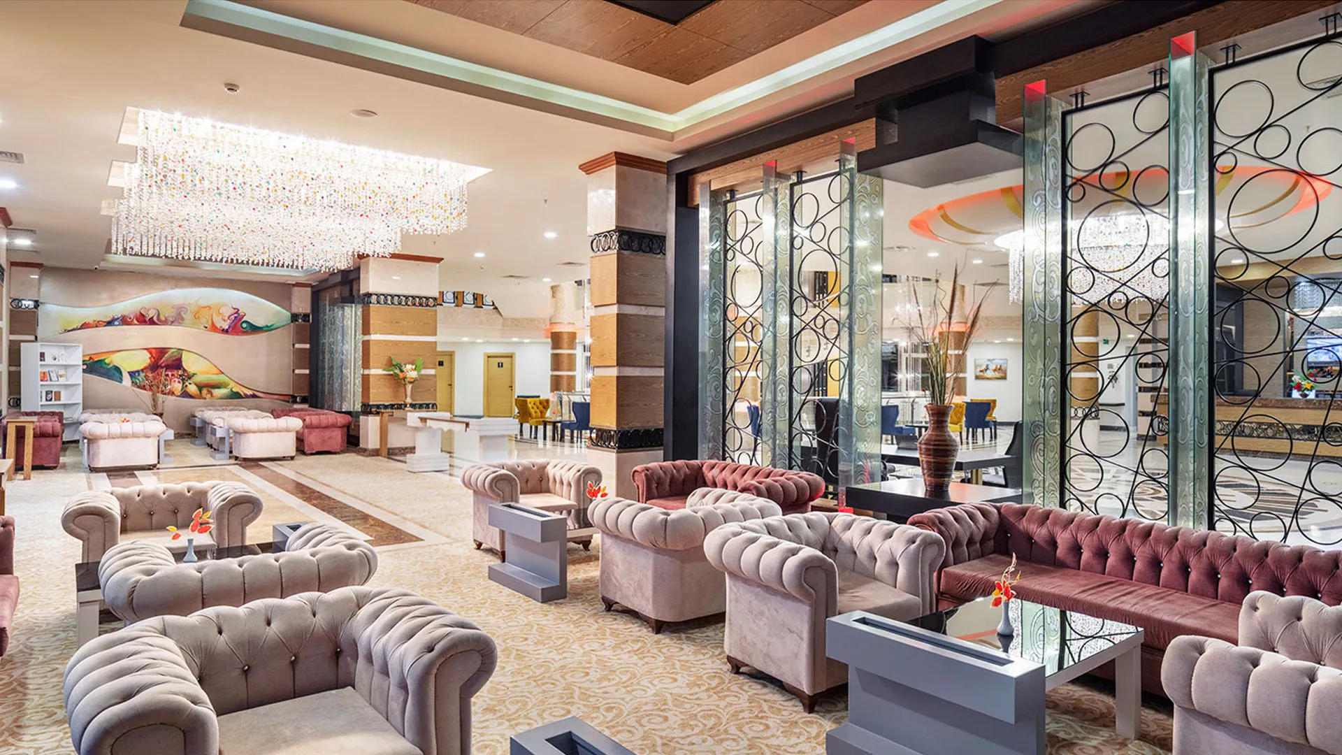 Grand Ring Hotel – 17