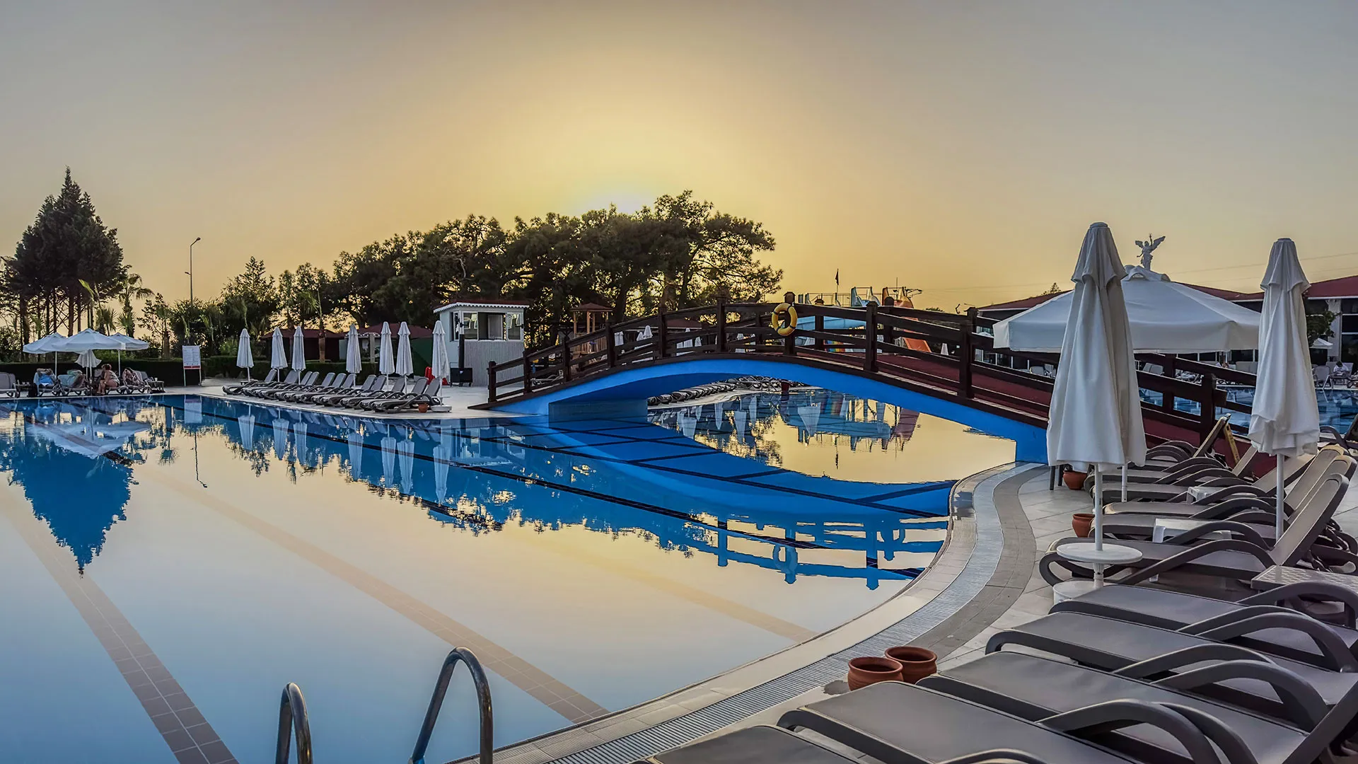 Casa Fora Beach Resort – 72