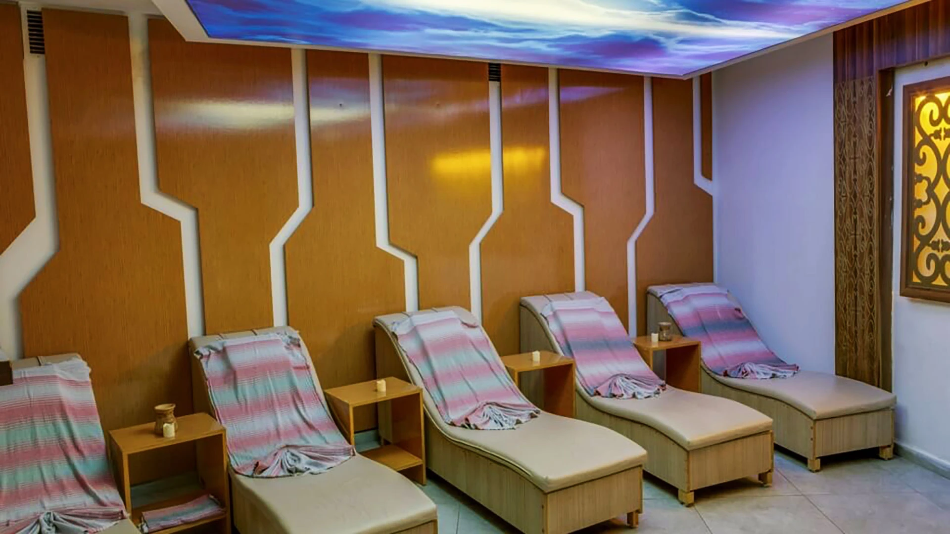 Grand Blue Sky Hotel – 7