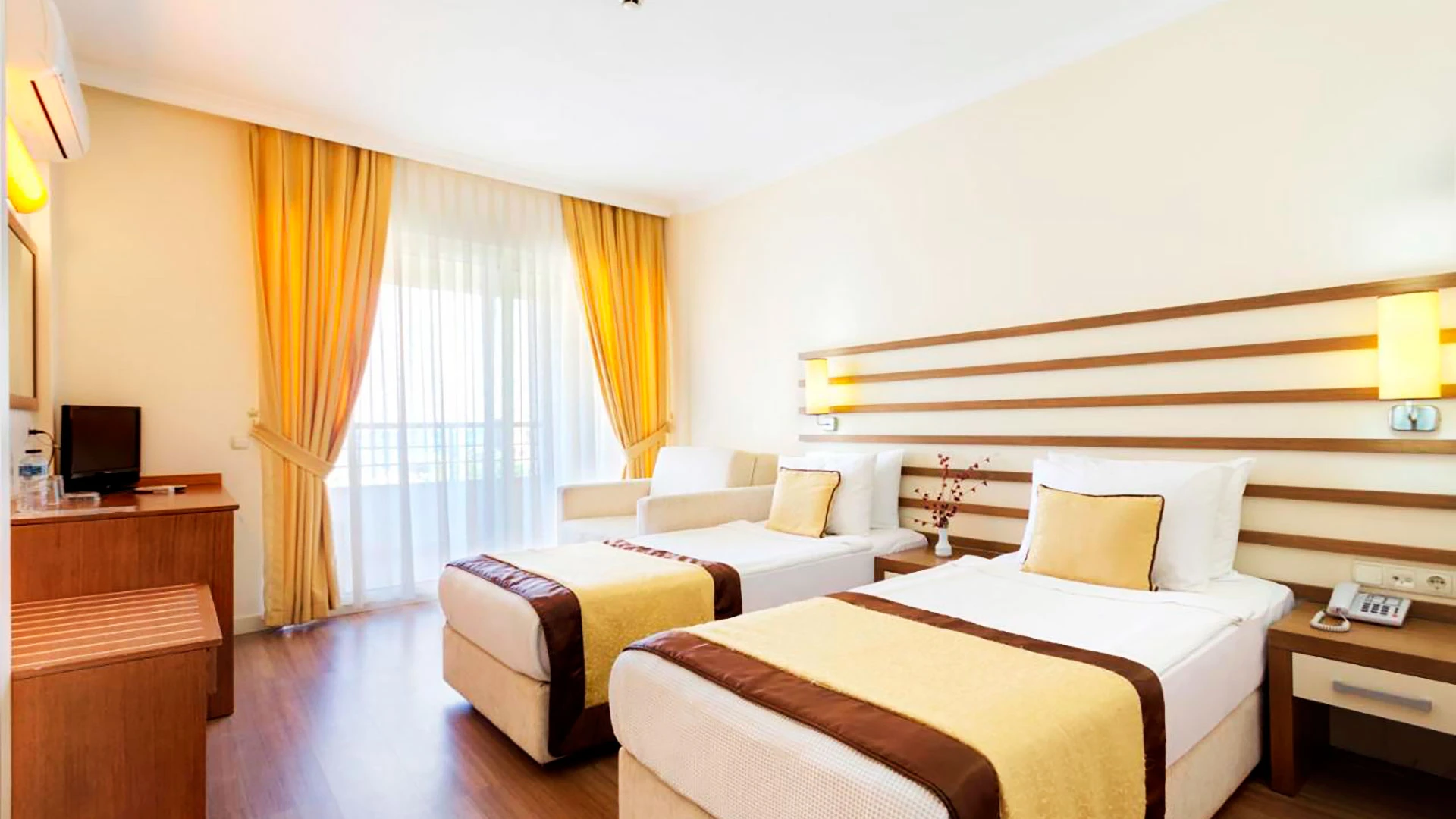 Akbulut Hotel – 18
