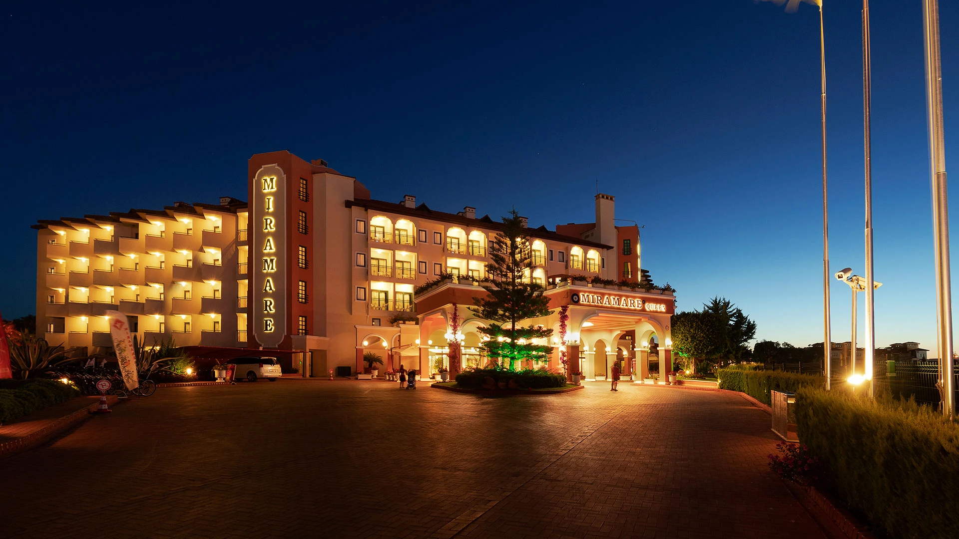 Miramare Queen Hotel – 8