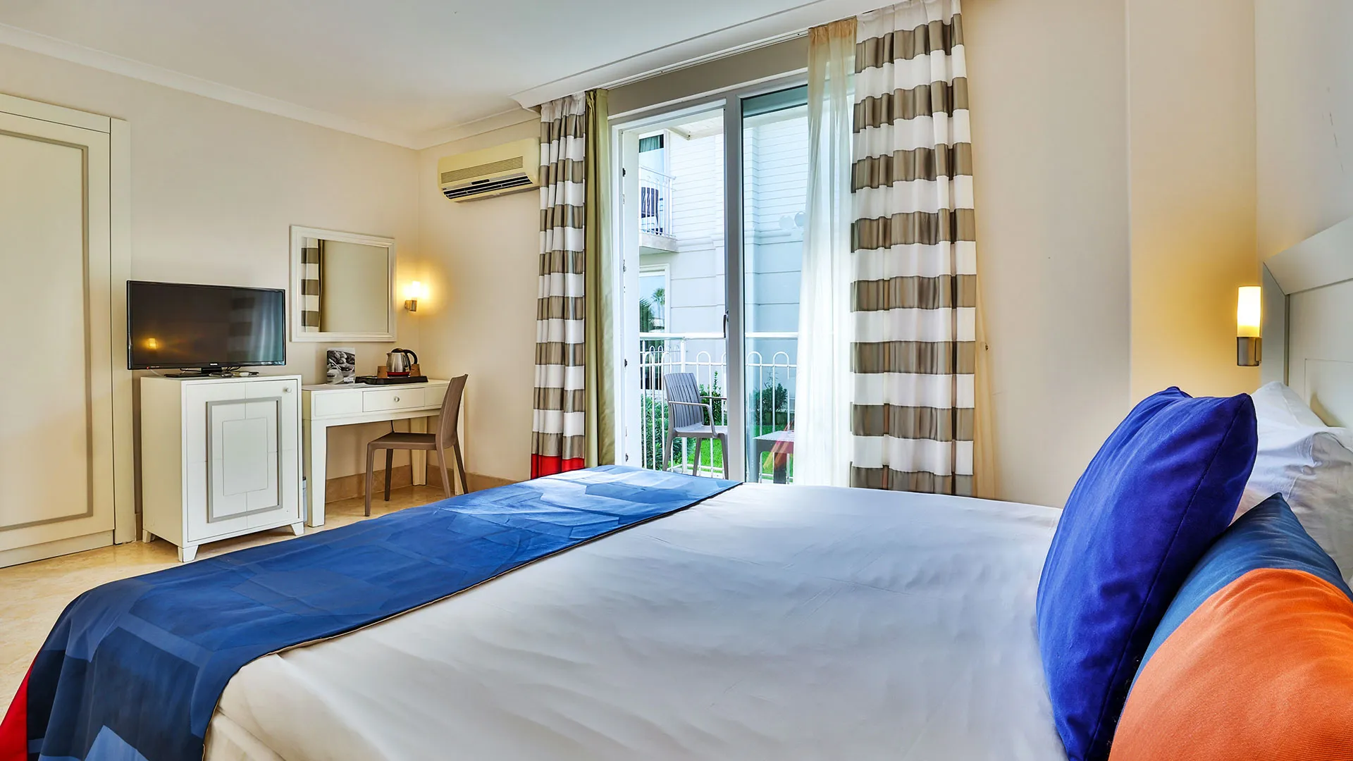 Crystal Boutique Beach – 15