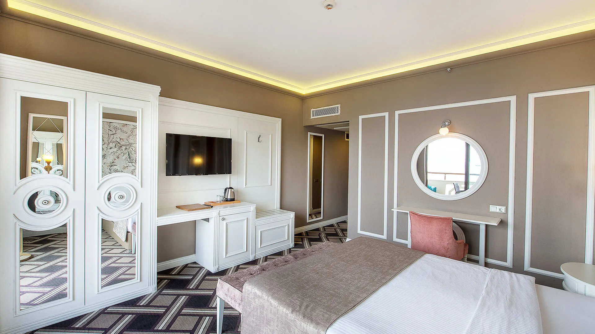 UTOPIA RESORT & RESIDENCE Чартър до Анталия от София 2026 [SOF] – 10