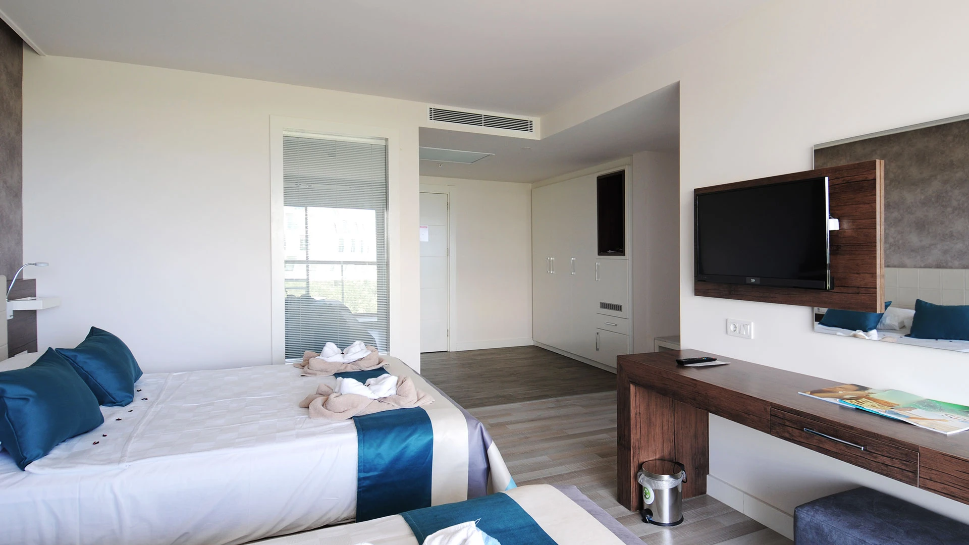 Lonicera West Hotel – 32