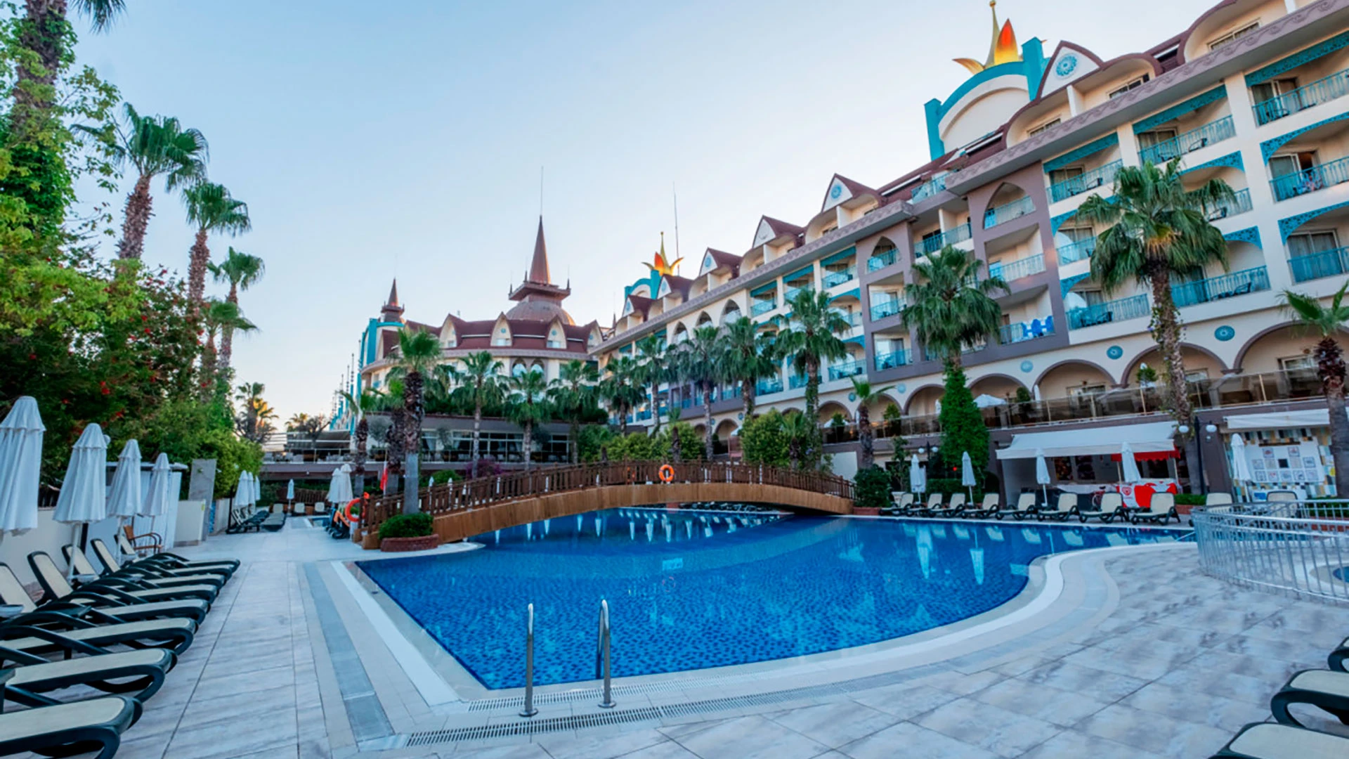 Side Crown Palace – 17
