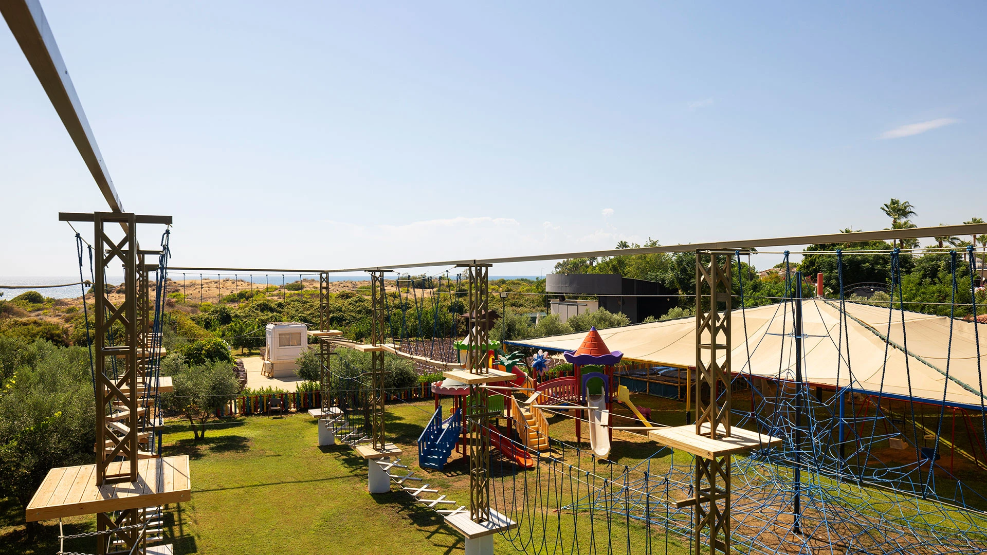 Side Star Resort – 35
