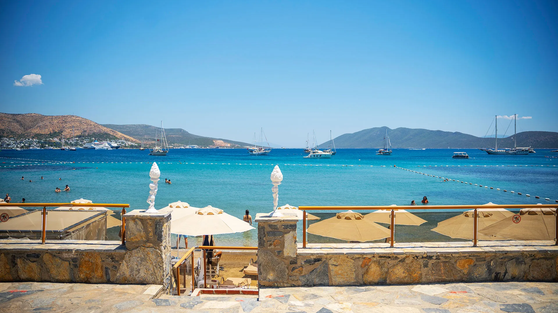 Azka Hotel – 51