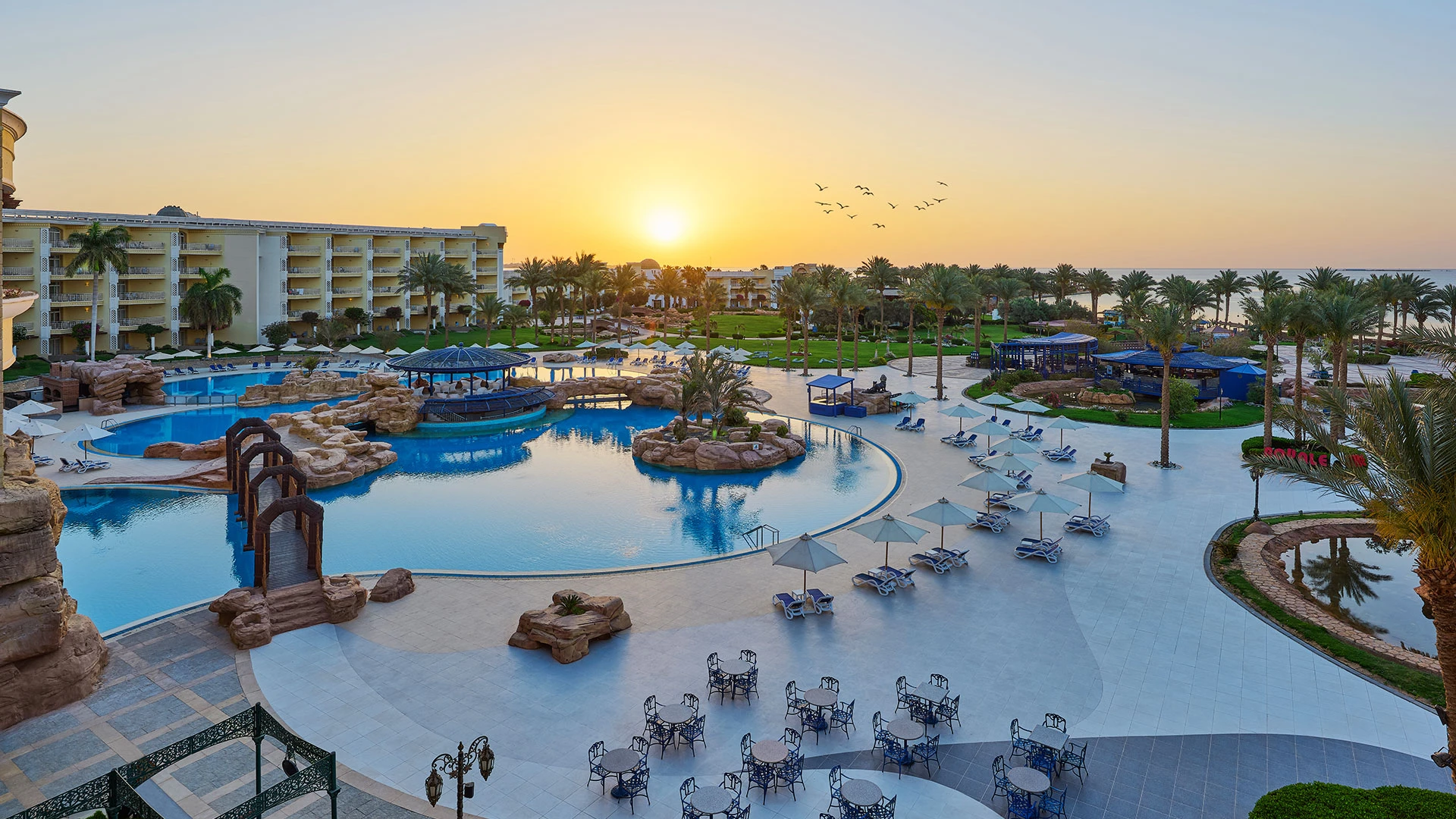 Palm Royale Soma Bay – Перлите на Египет - Хургада и Кайро с полет от София – 2