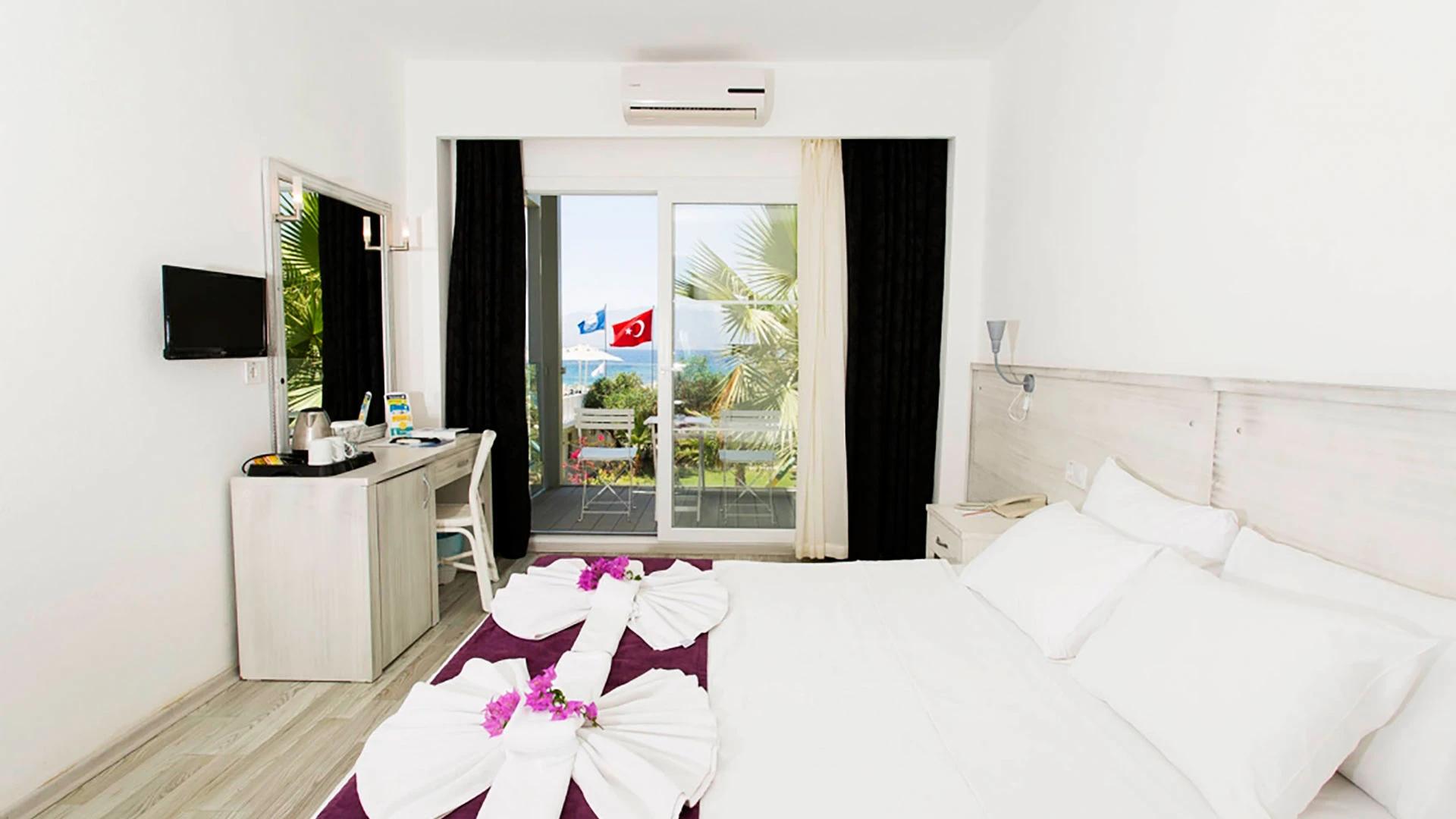 Charm Beach Hotel – 33