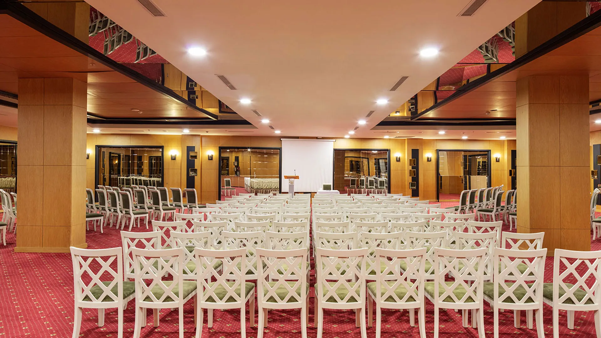 Grand Ring Hotel – 18