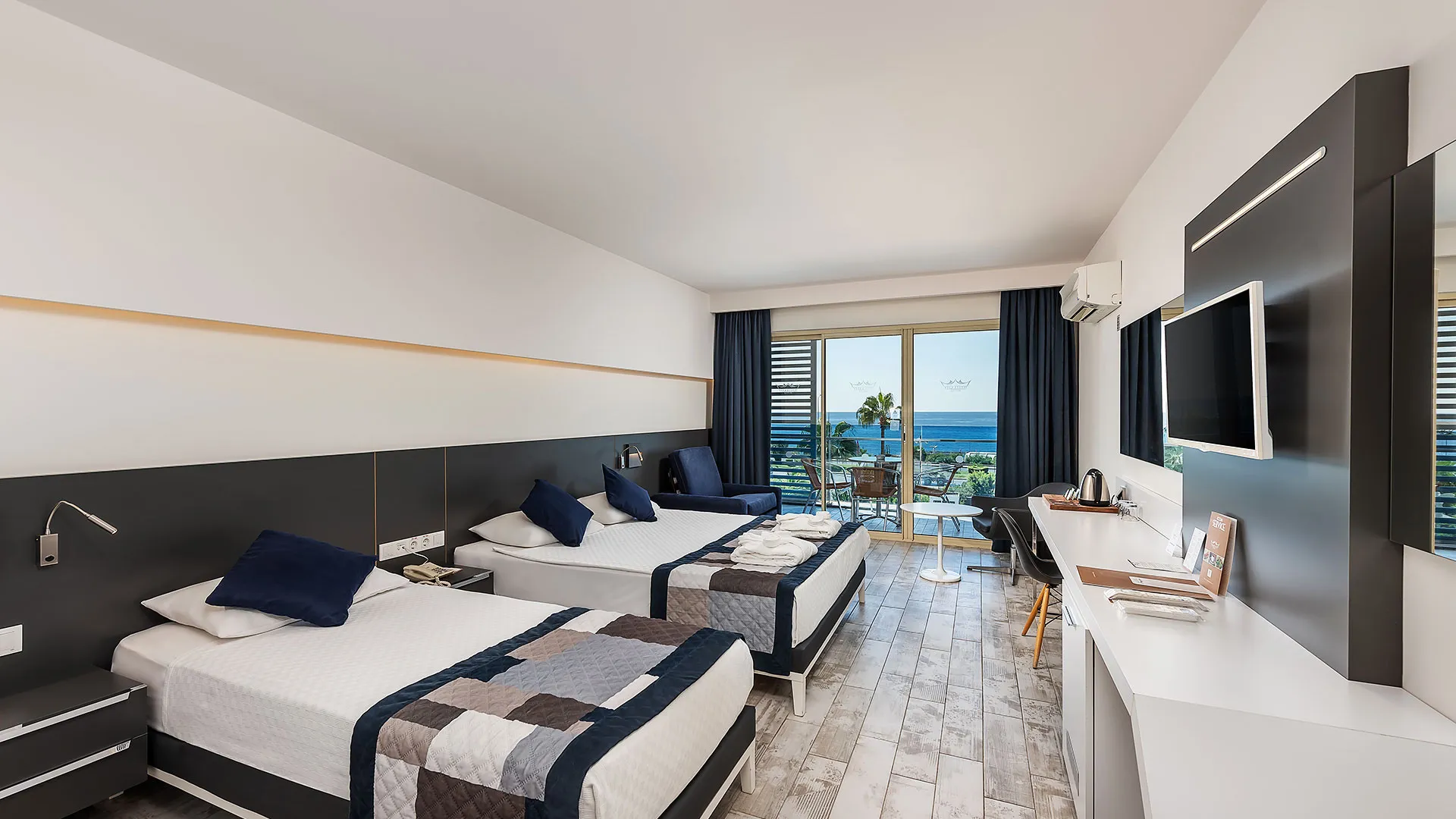 White City Beach Hotel – 32