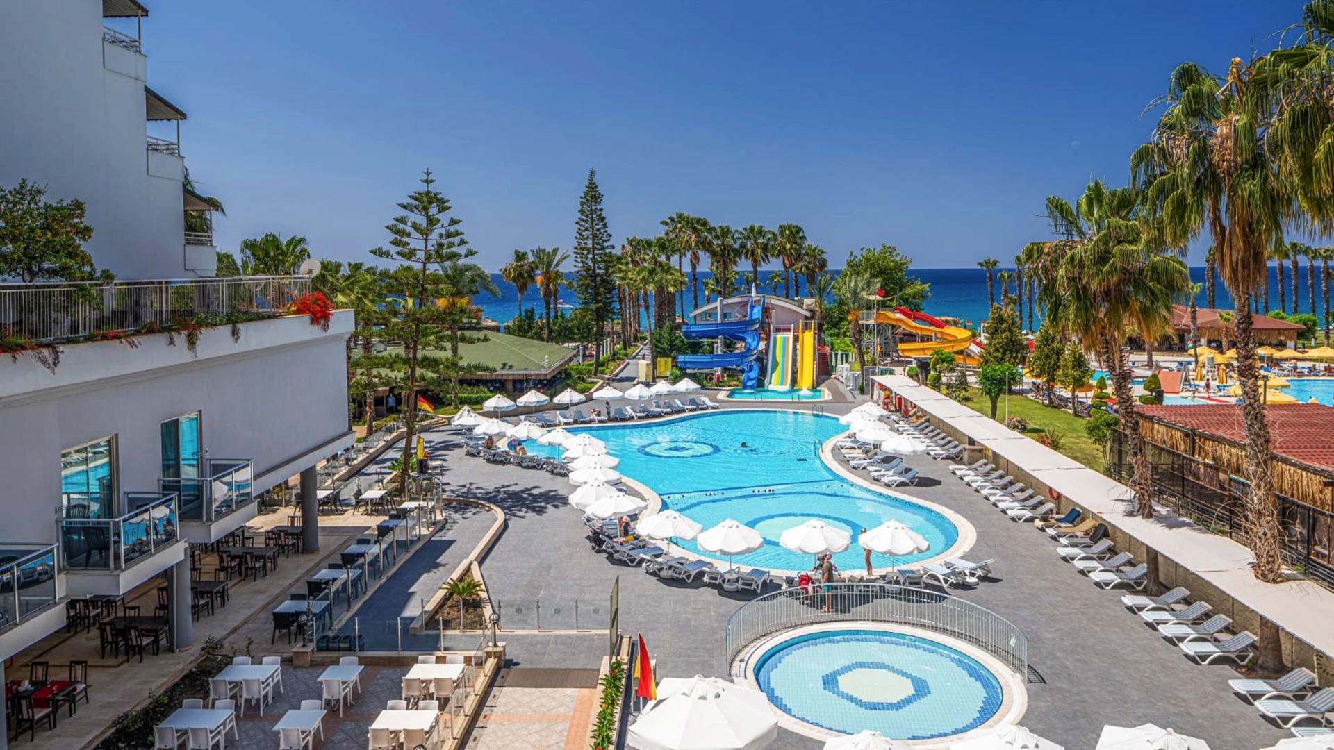Holiday Park Resort – 32