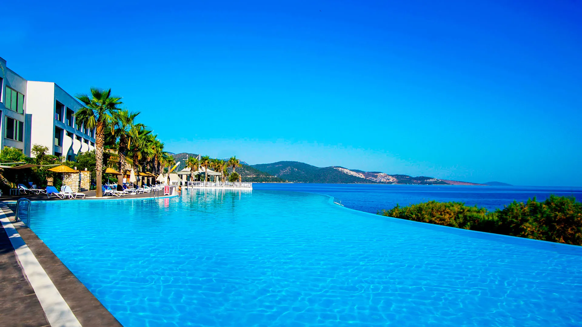 Blue Dreams Resort – 75