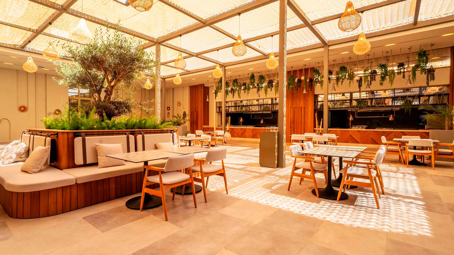 The Norm Oriental Hotel – 23