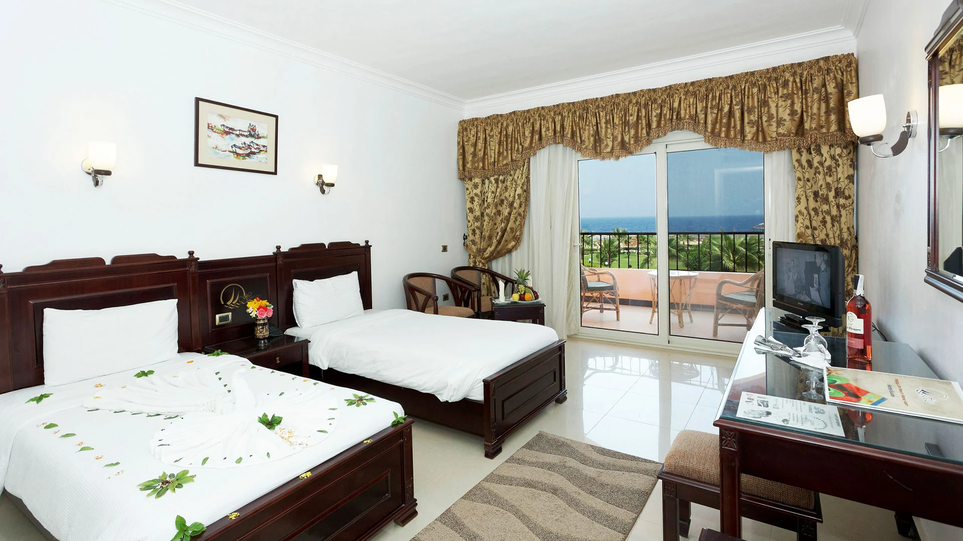 THE THREE CORNERS HAPPY LIFE BEACH RESORT Почивка в Хургада с чартър от София – 20