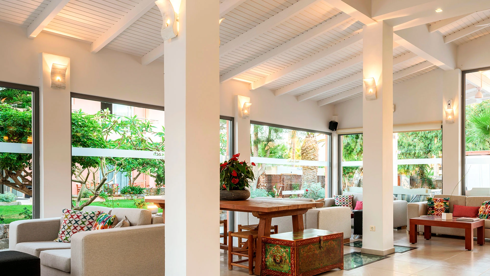 High Beach White The Villa Collection (Adult Only +16) Почивка на о-в Крит с полет от София – 43