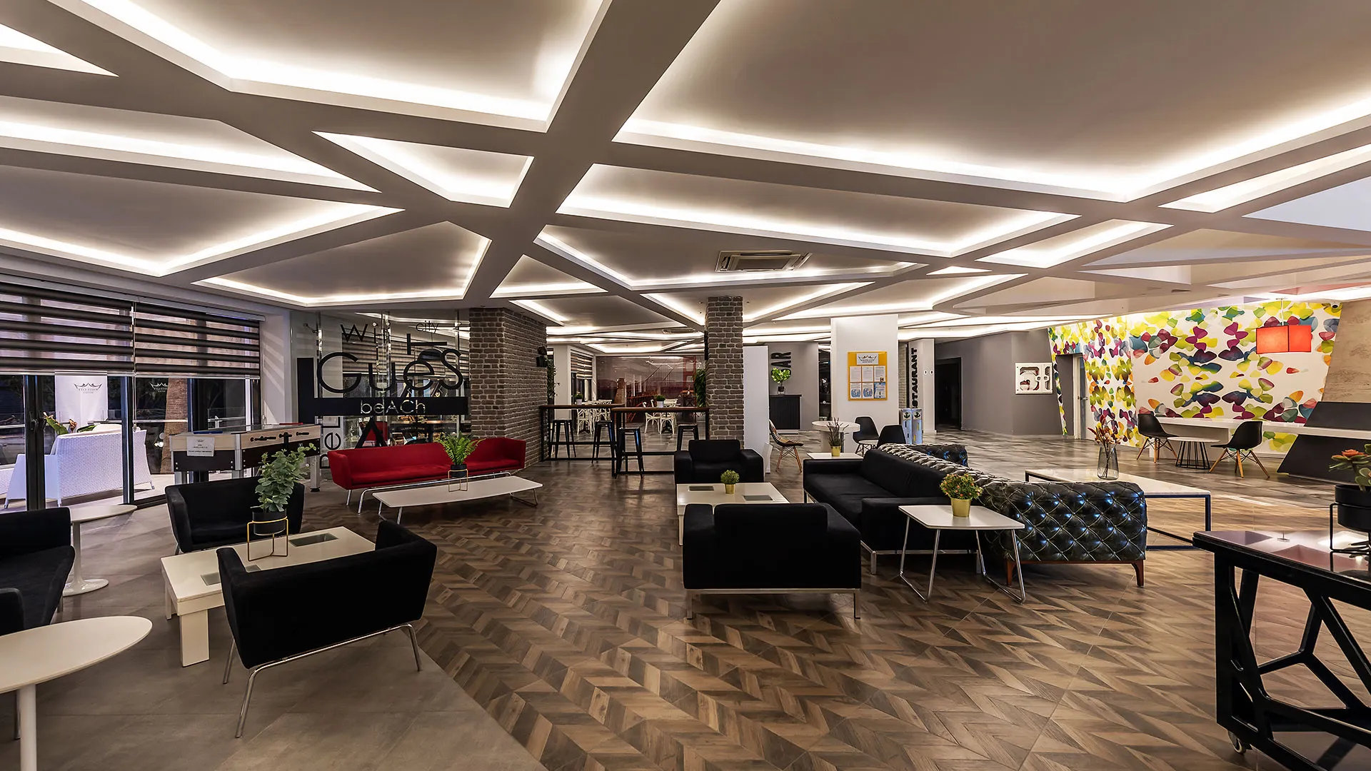 White City Beach Hotel – 9