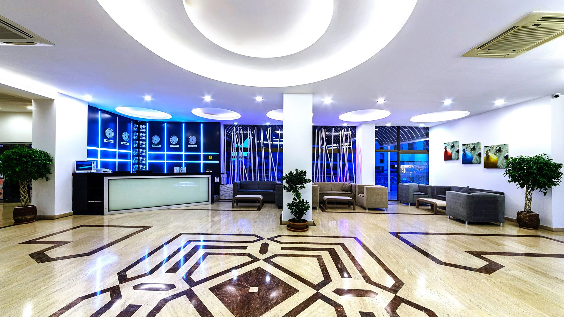 Kayamaris Hotel – 11