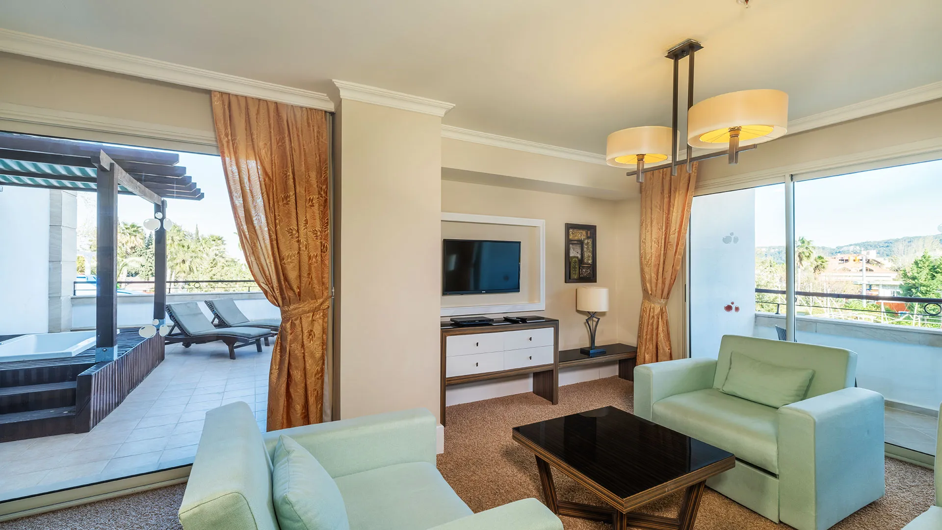 Crystal Deluxe Resort & Spa – 43