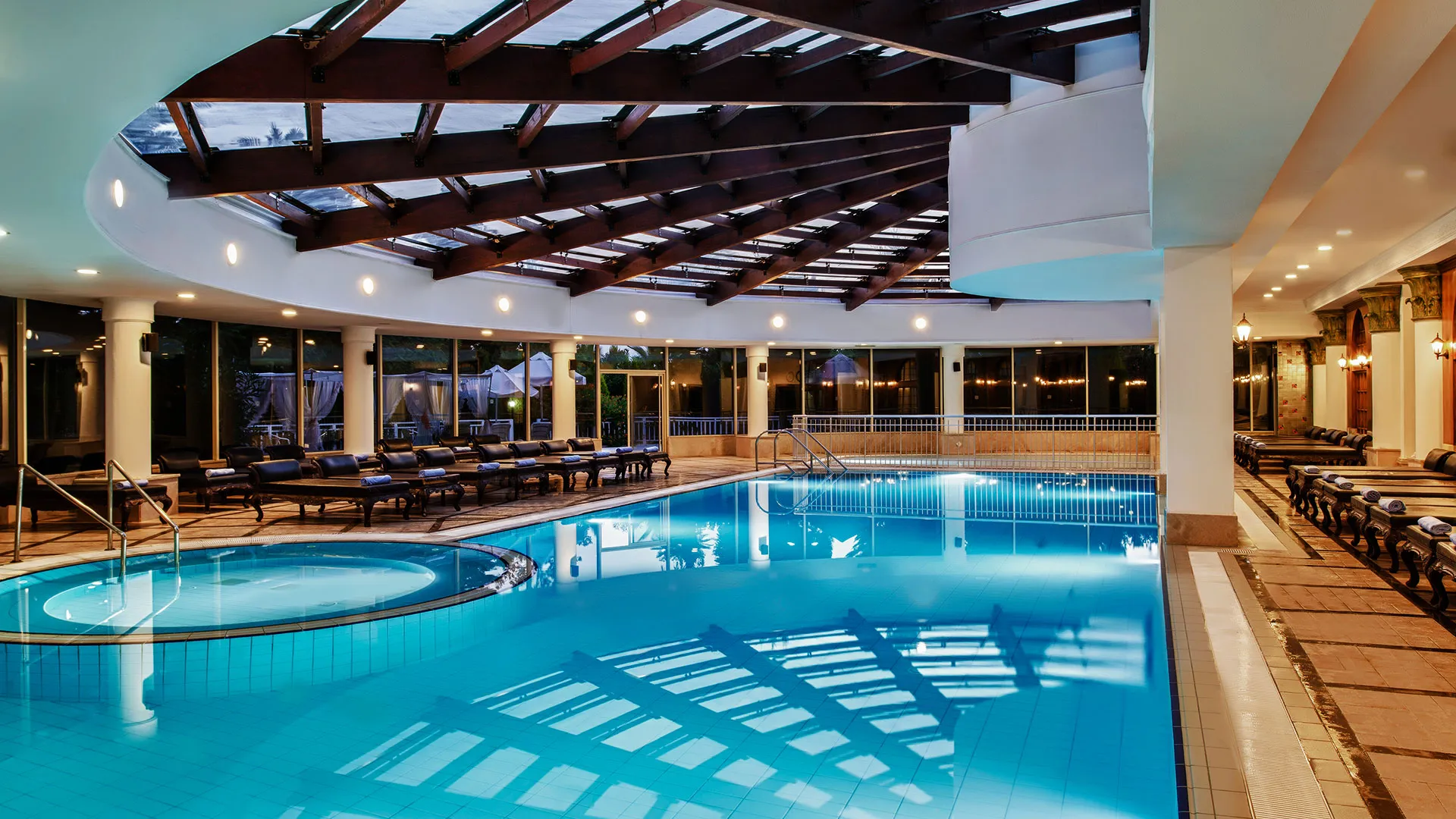Delphin Diva – 8