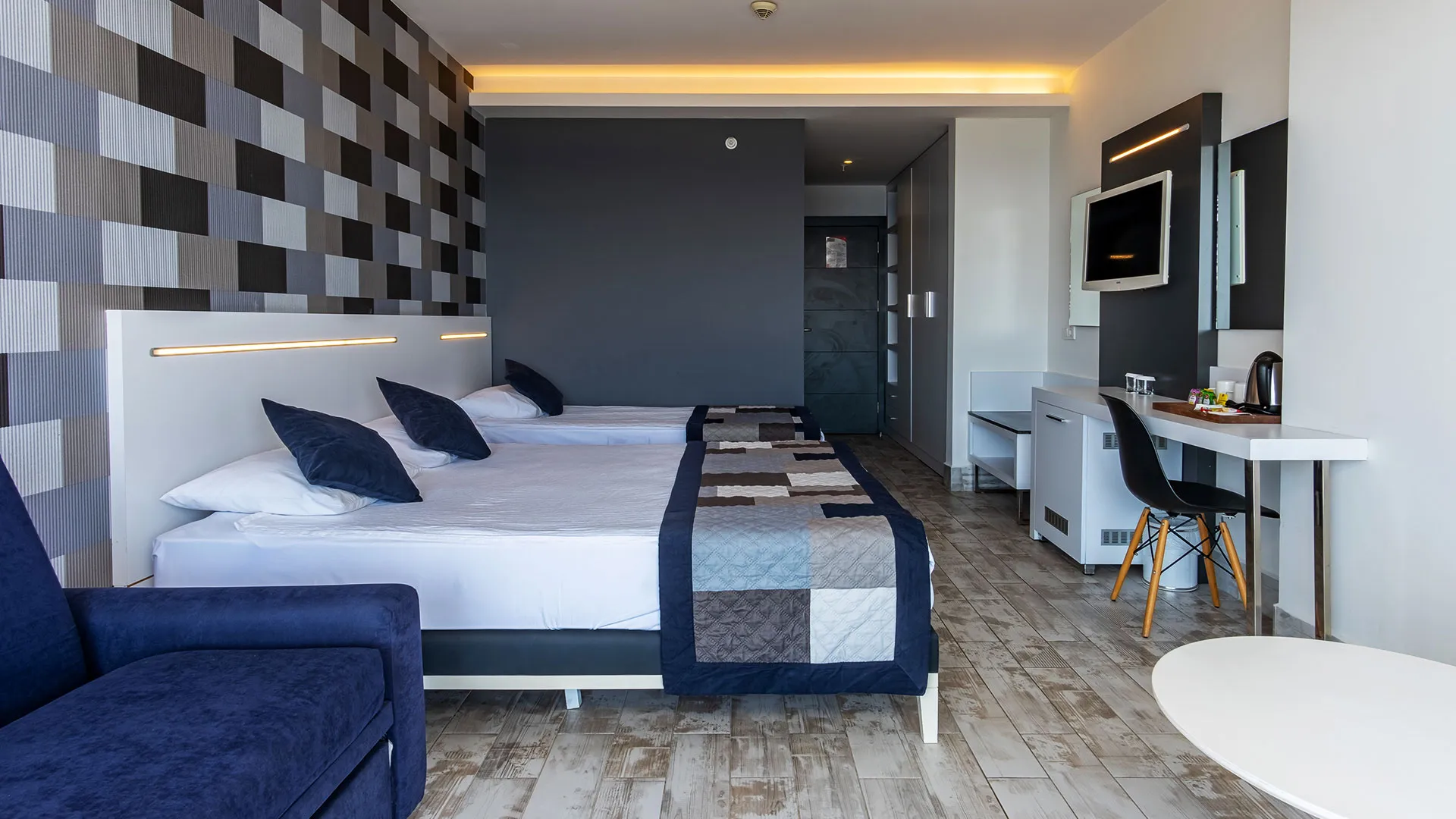 White City Beach Hotel – 37