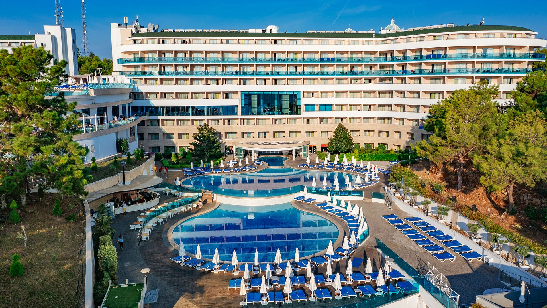 A Good Life Utopia Family Resort – 3