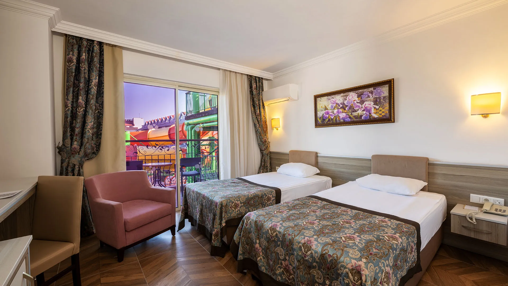 Crystal Aura Beach Resort & Spa – 16