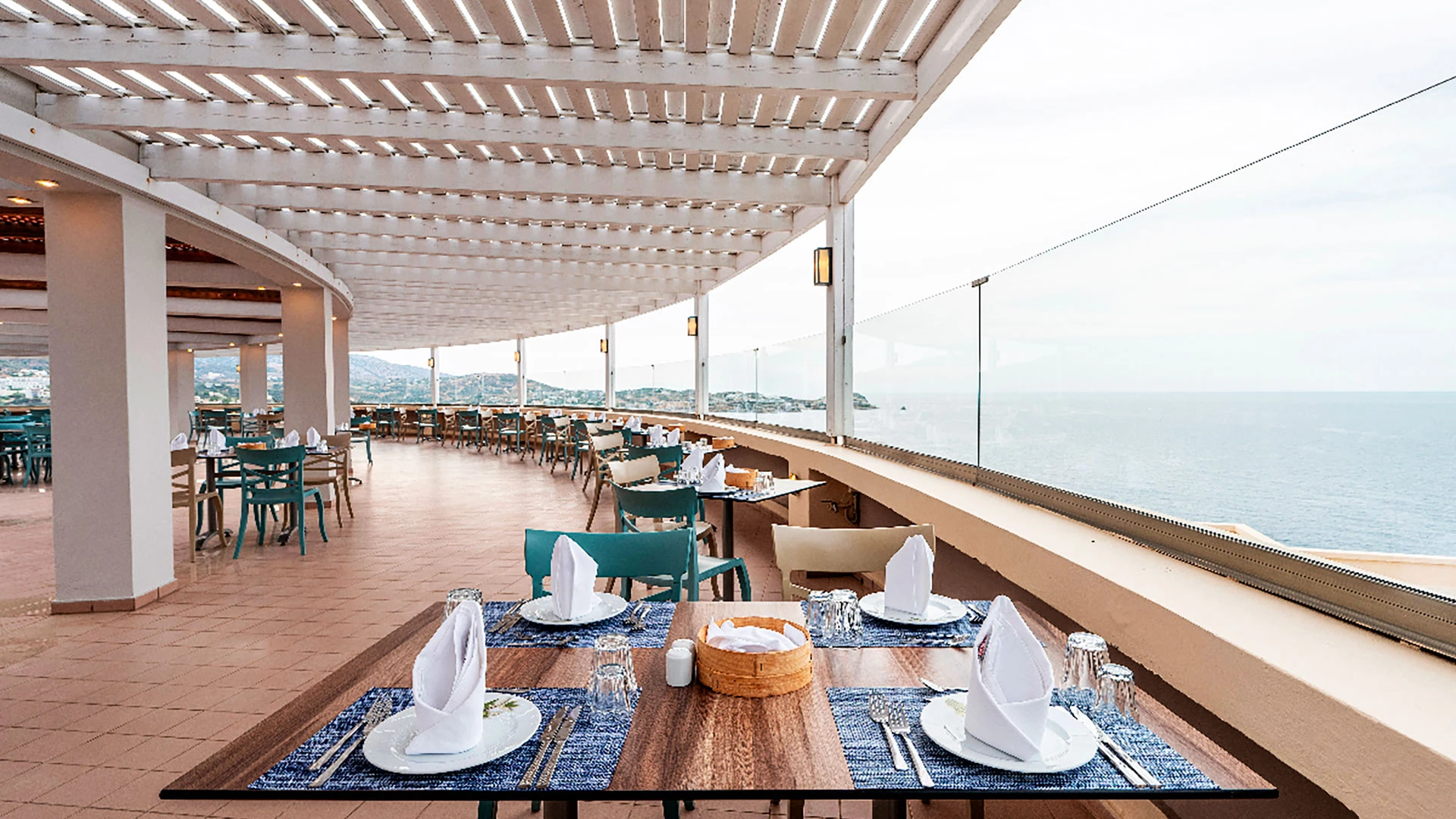 Athina Palace Resort & Spa Почивка на о-в Крит с полет от София – 9
