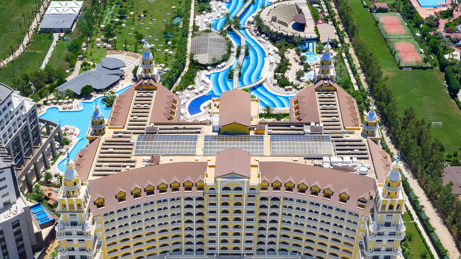 Royal Holiday Palace – 33