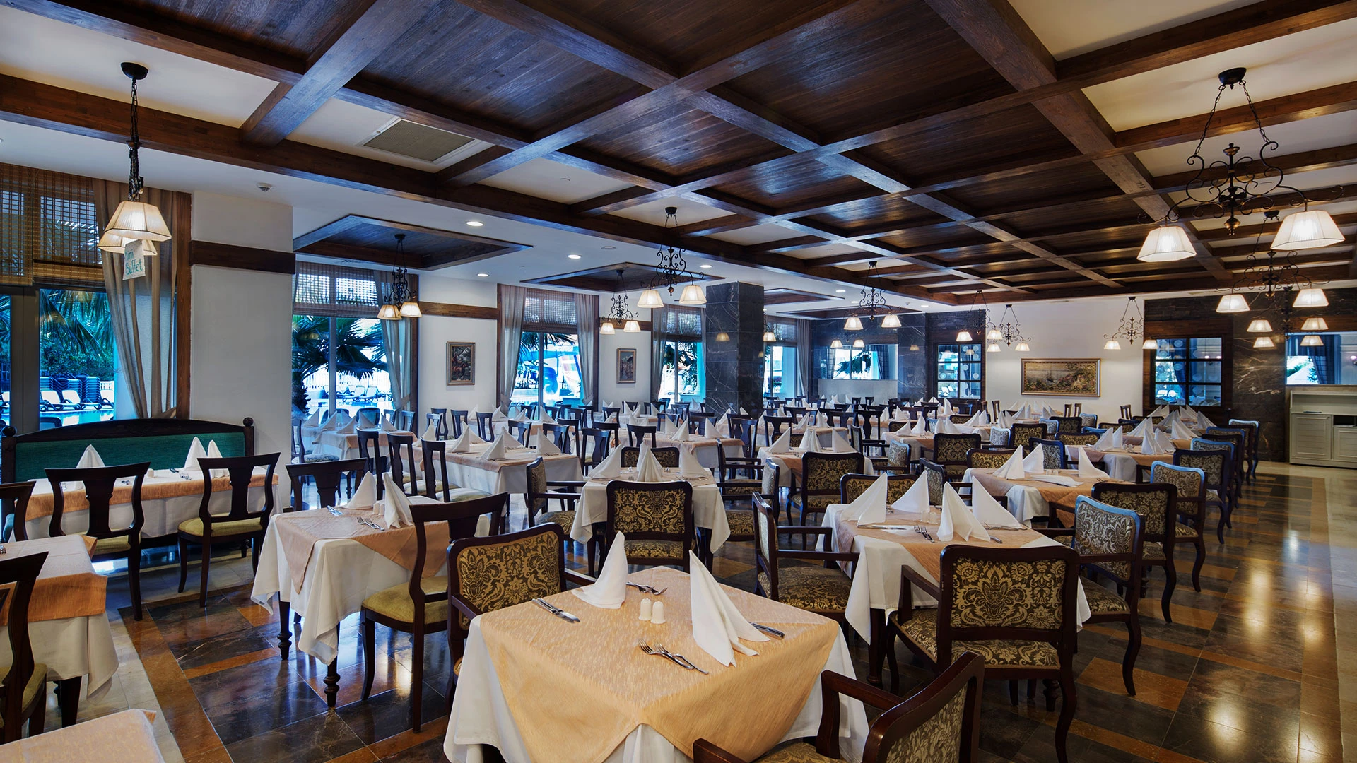 Alba Queen Hotel – 54
