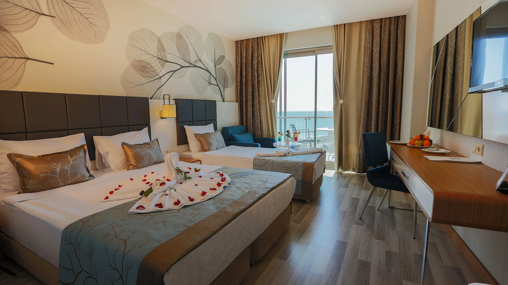 Xoria Deluxe Hotel – 12