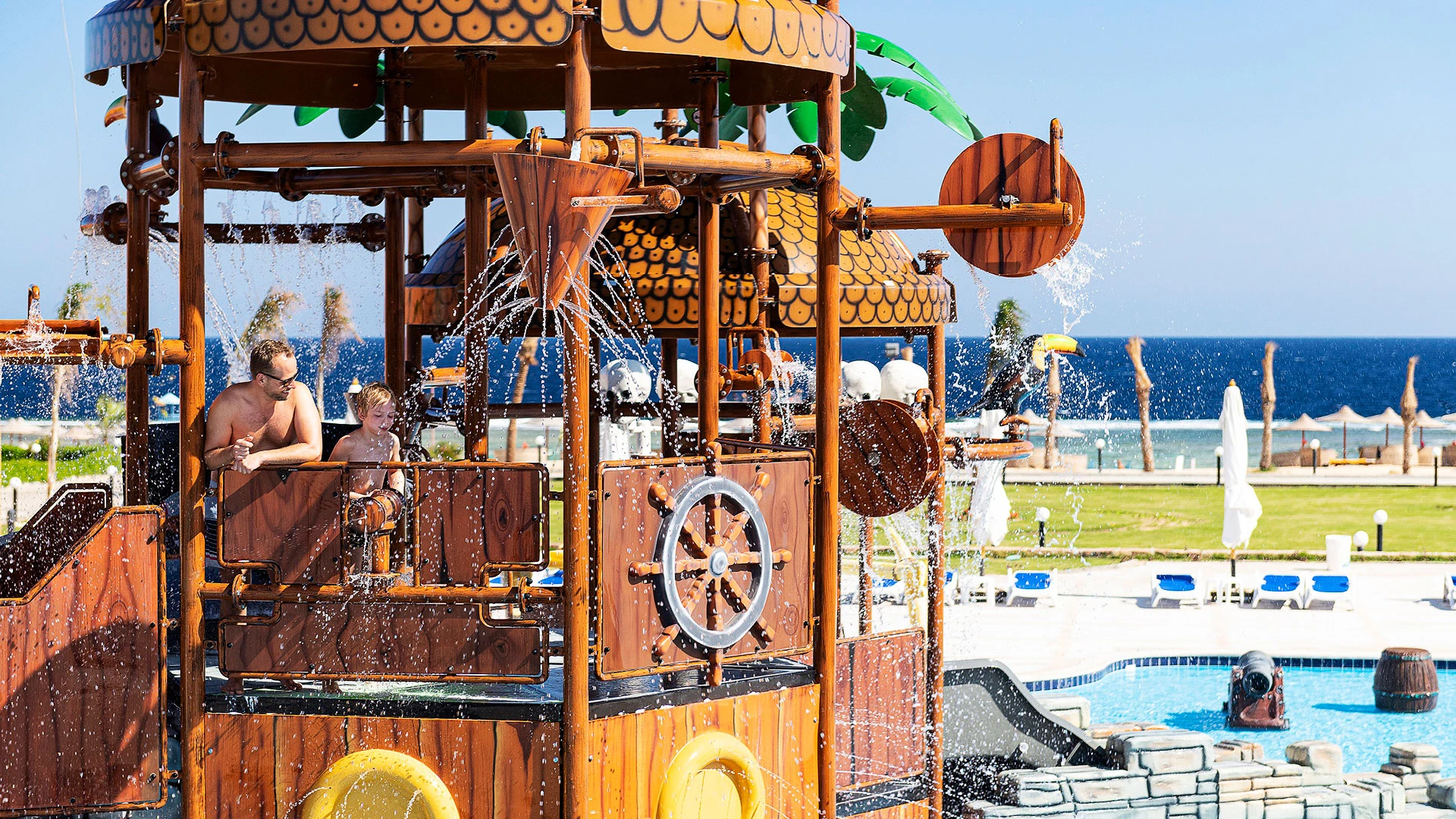 THE THREE CORNERS HAPPY LIFE BEACH RESORT Почивка в Хургада с чартър от София – 9
