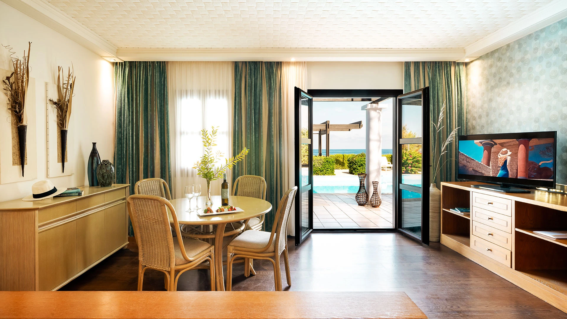 Mitsis Royal Mare Почивка на о-в Крит с полет от София – 37
