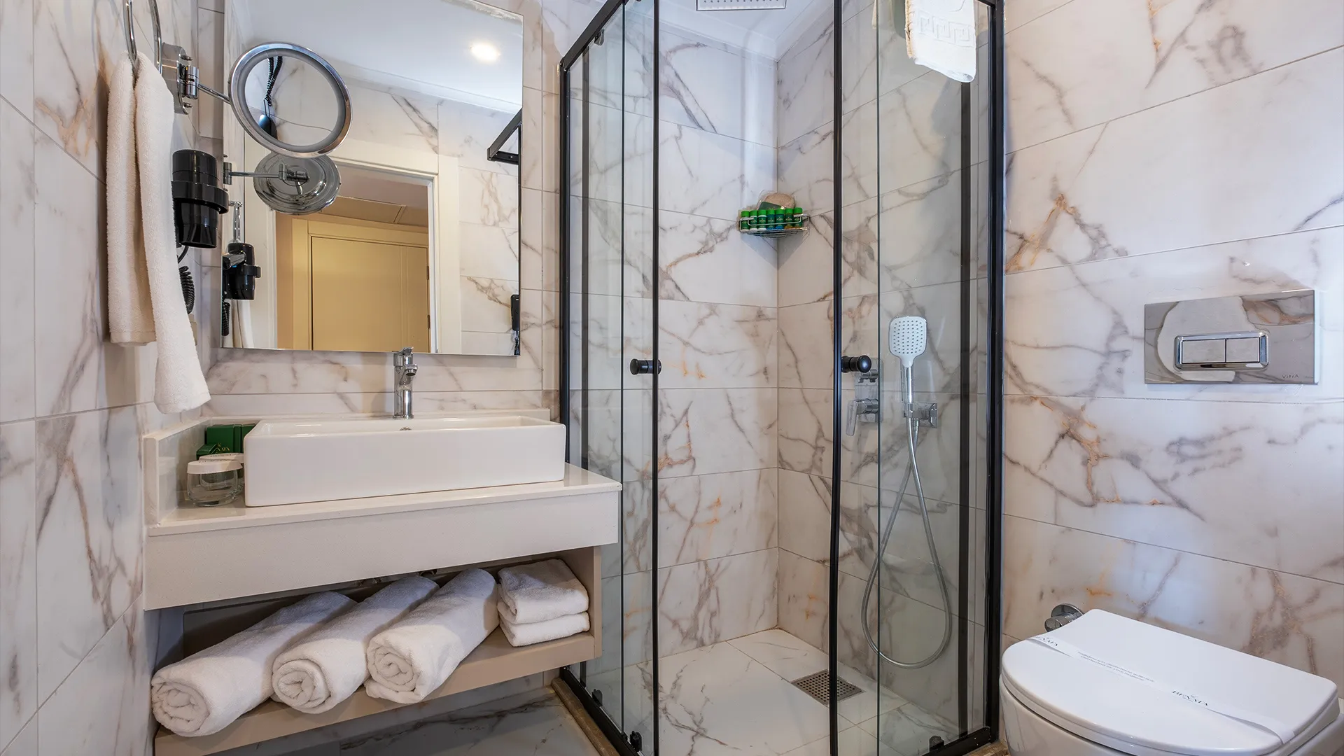 La Benata Hotel – 19