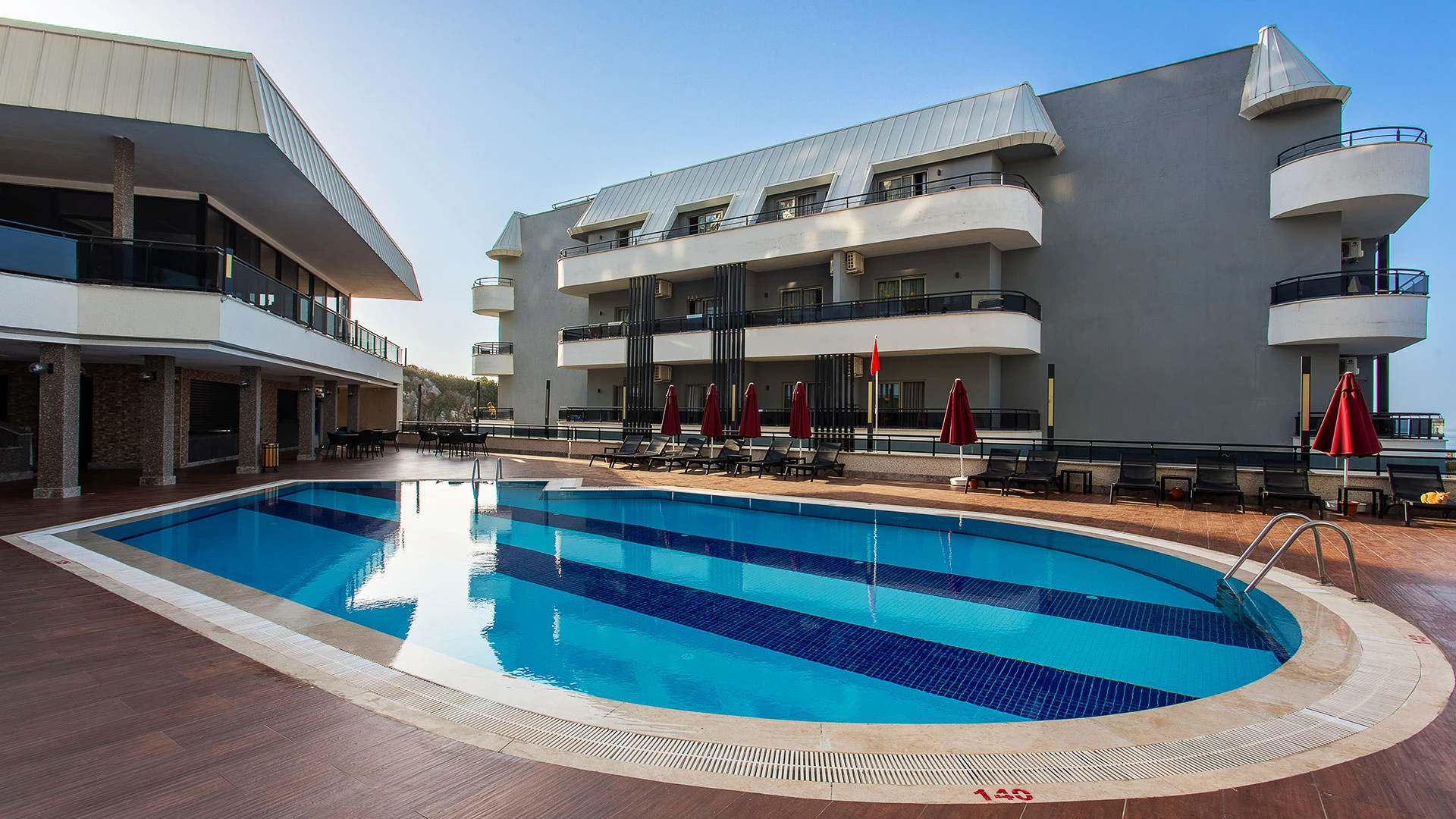 Noxinn Deluxe Hotel – 12