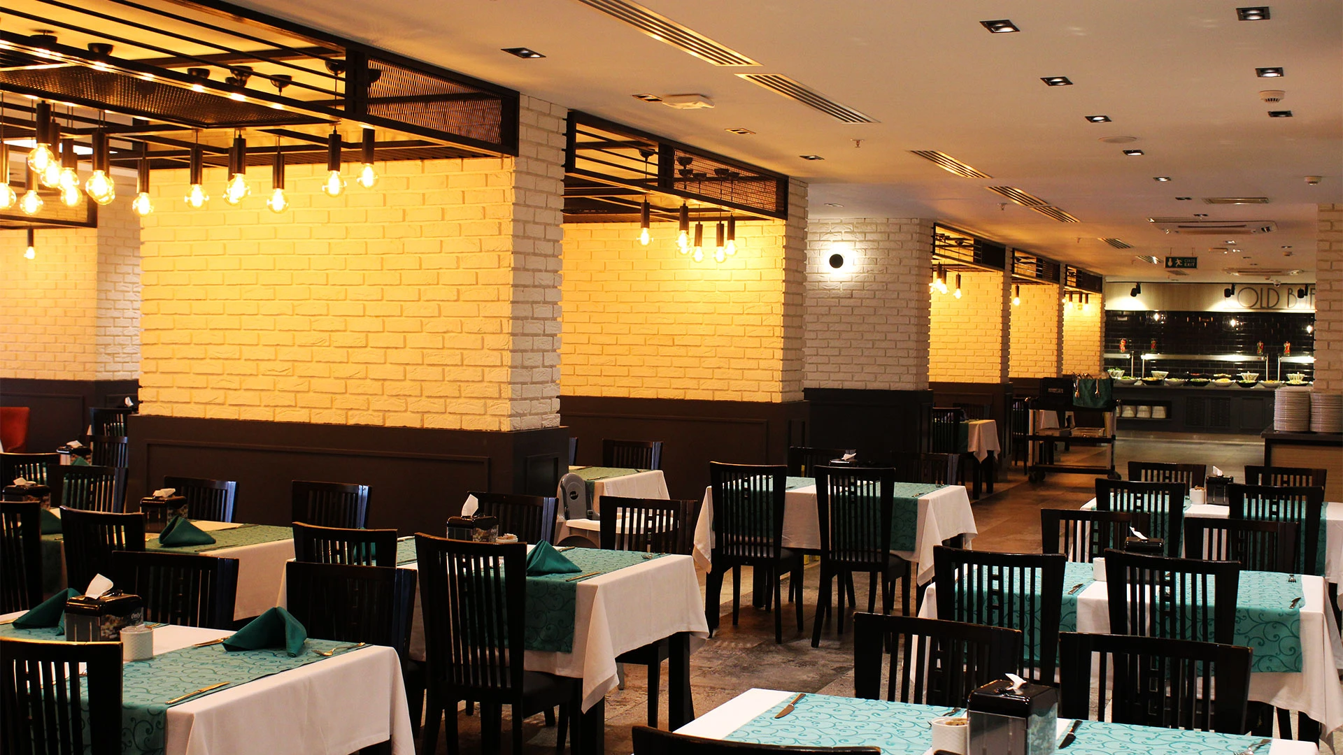 Noxinn Deluxe Hotel – 57