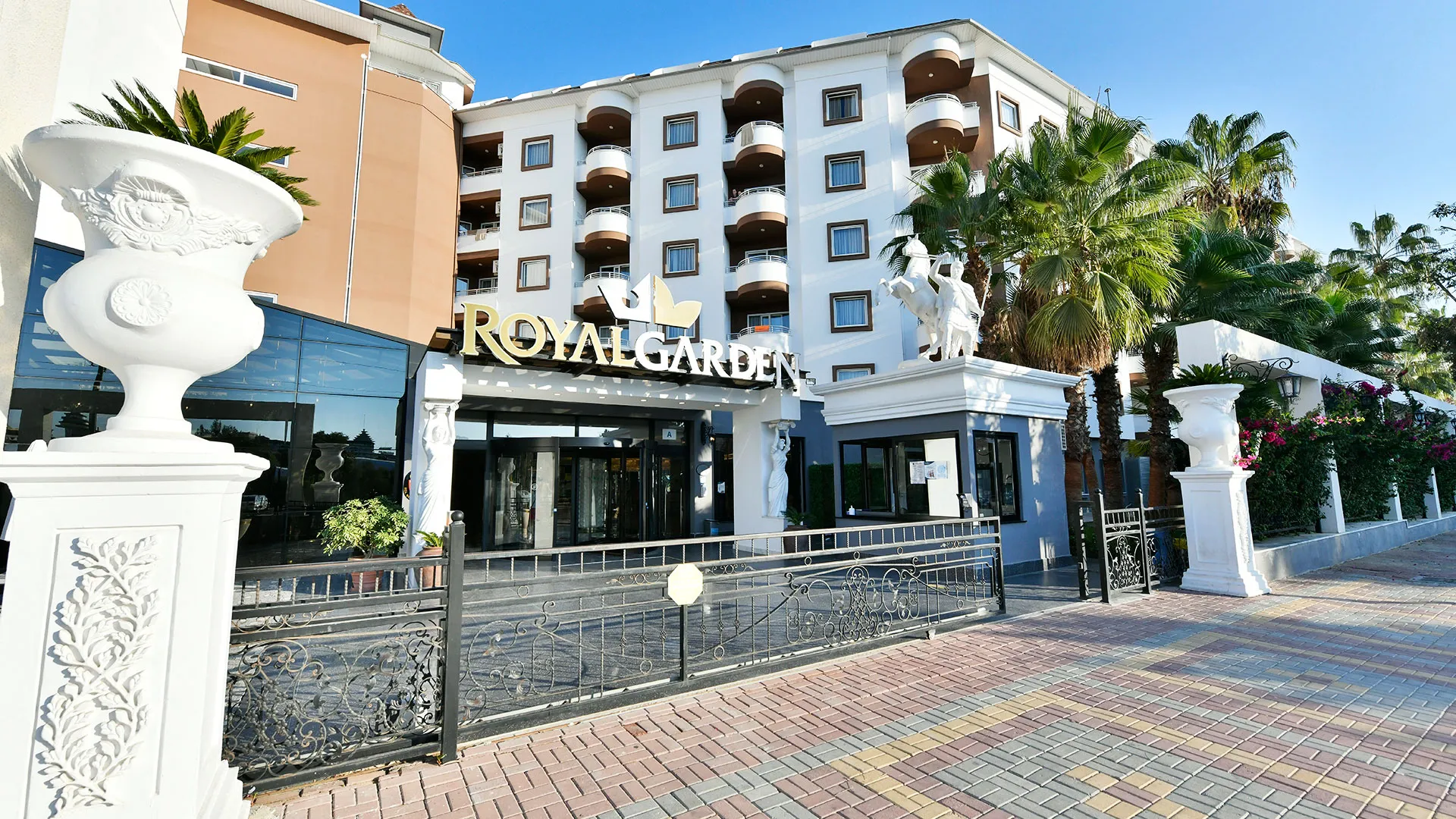 Royal Garden Beach – 53