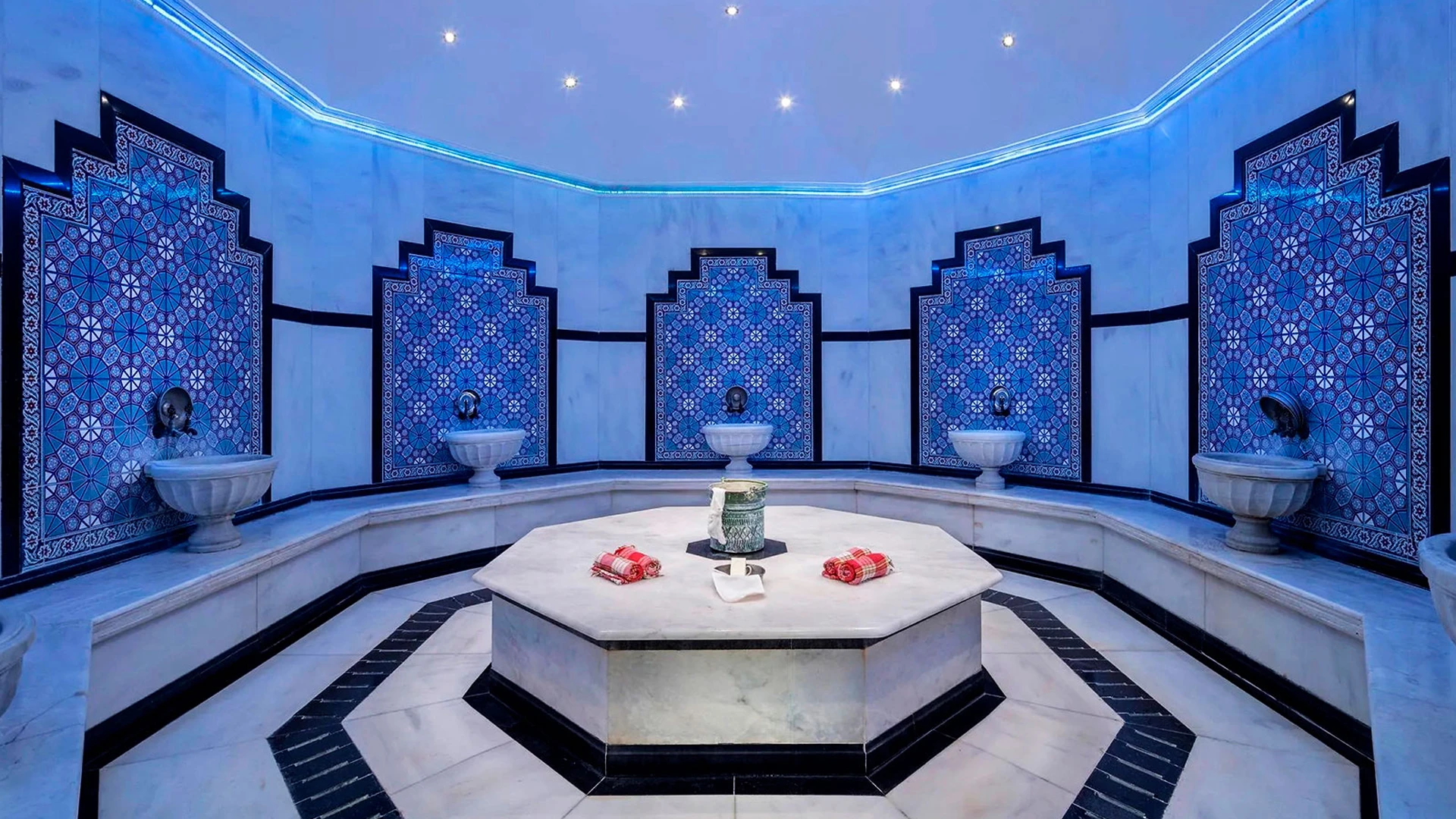 The Norm Oriental Hotel – 21