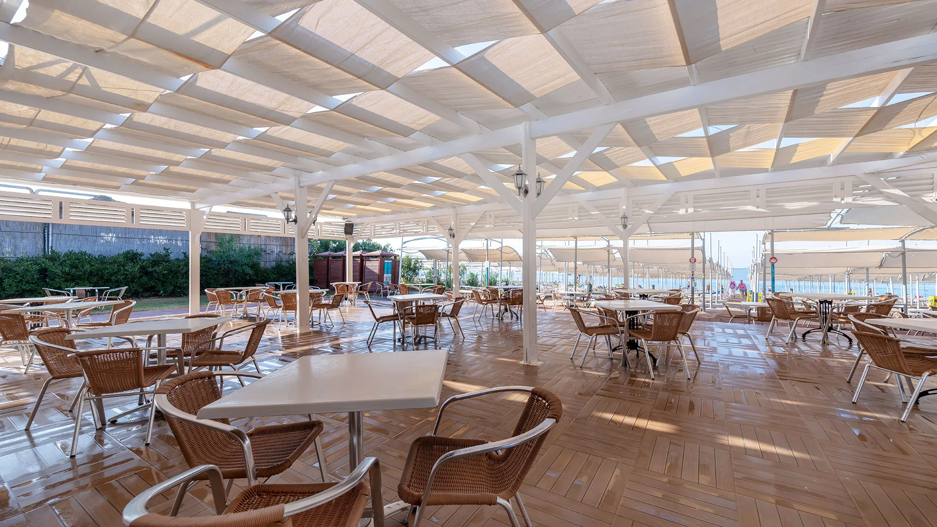 Lrs Port River Hotel Spa – 27