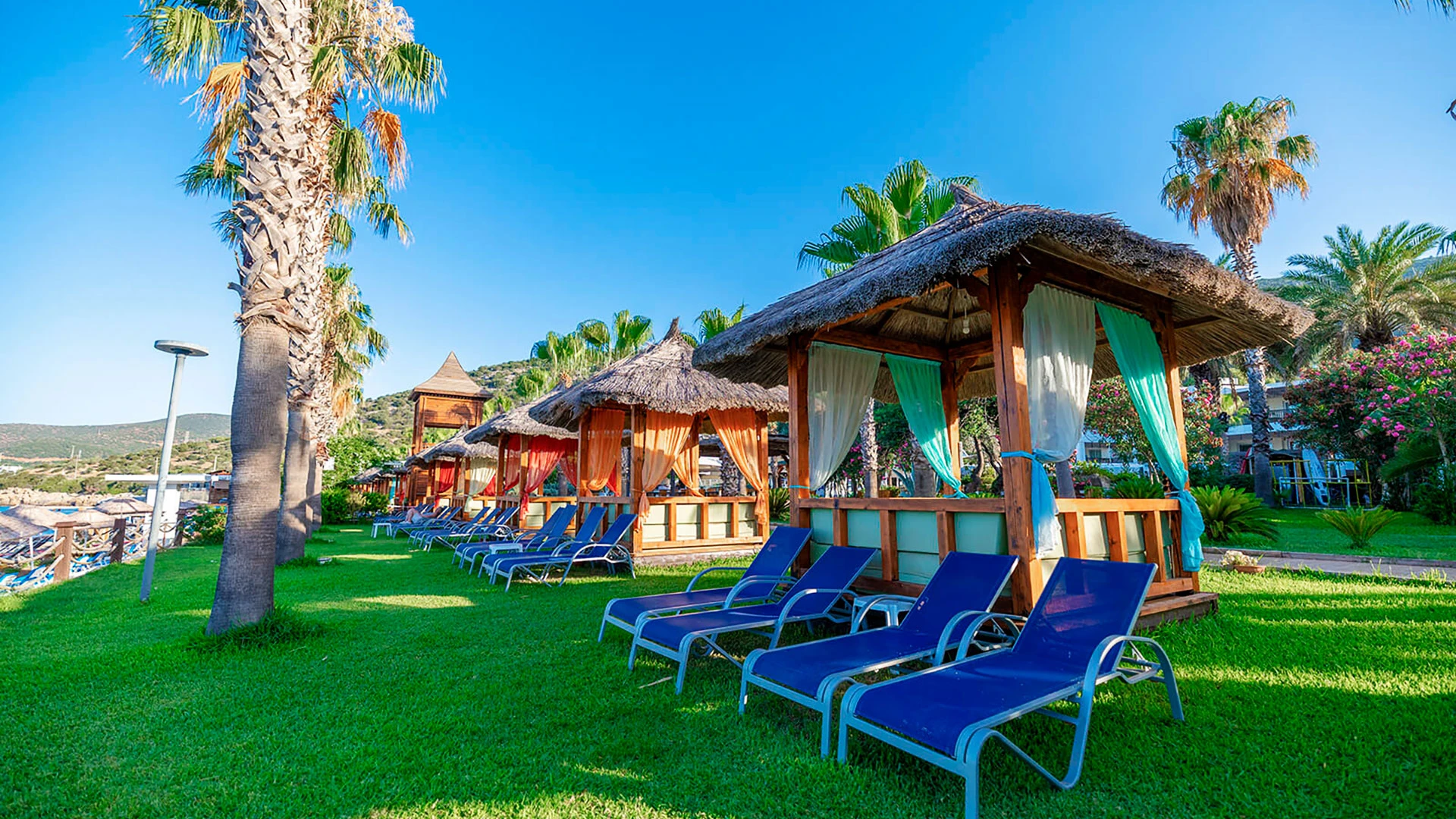 Latanya Park Resort – 39