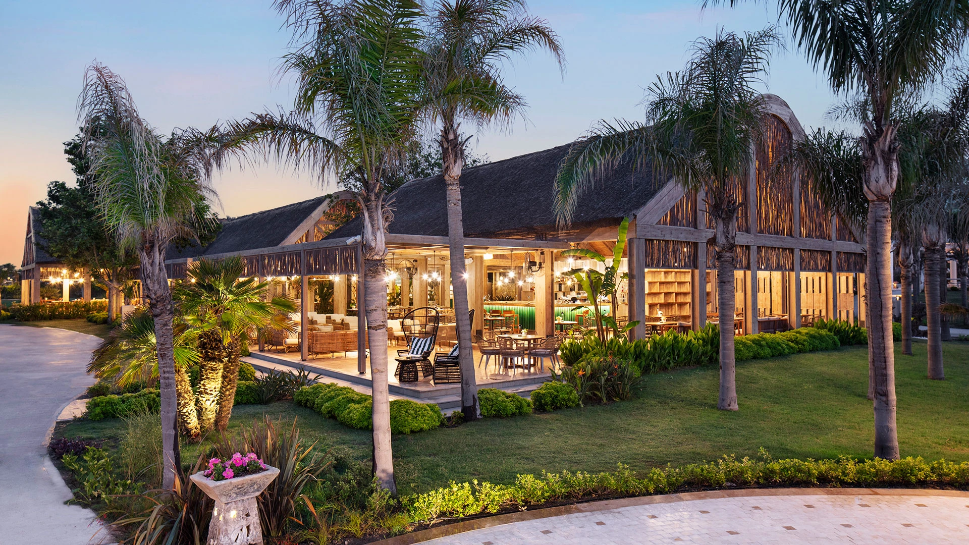 ELA EXCELLENCE RESORT BELEK Нова Година в Анталия с чартър от Бургас – 31
