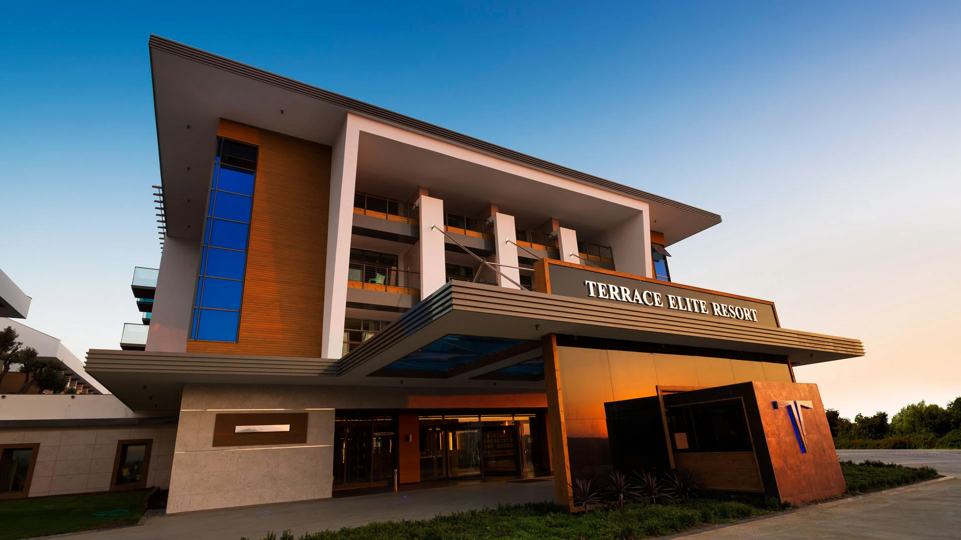 Terrace Elite Resort – 14
