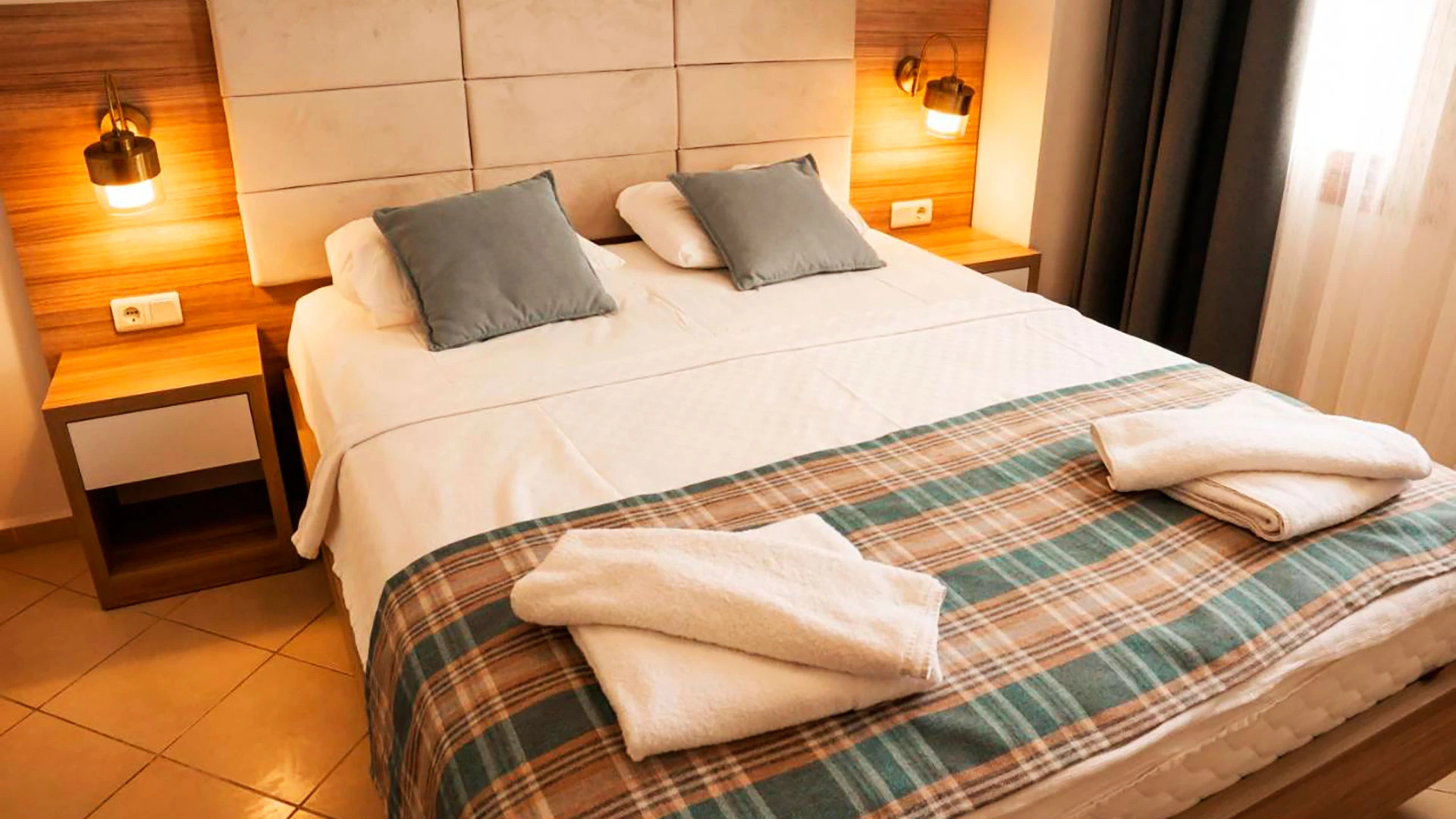 Perdikia Hill Resort Hotel – 5