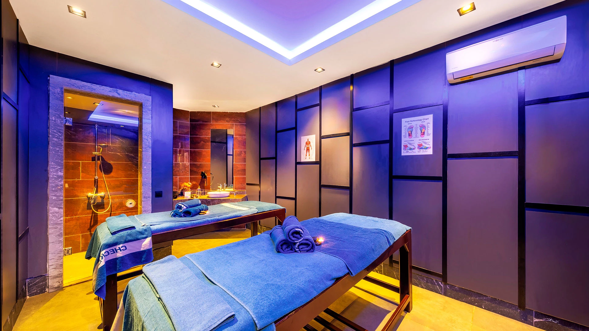 Noxinn Deluxe Hotel – 53